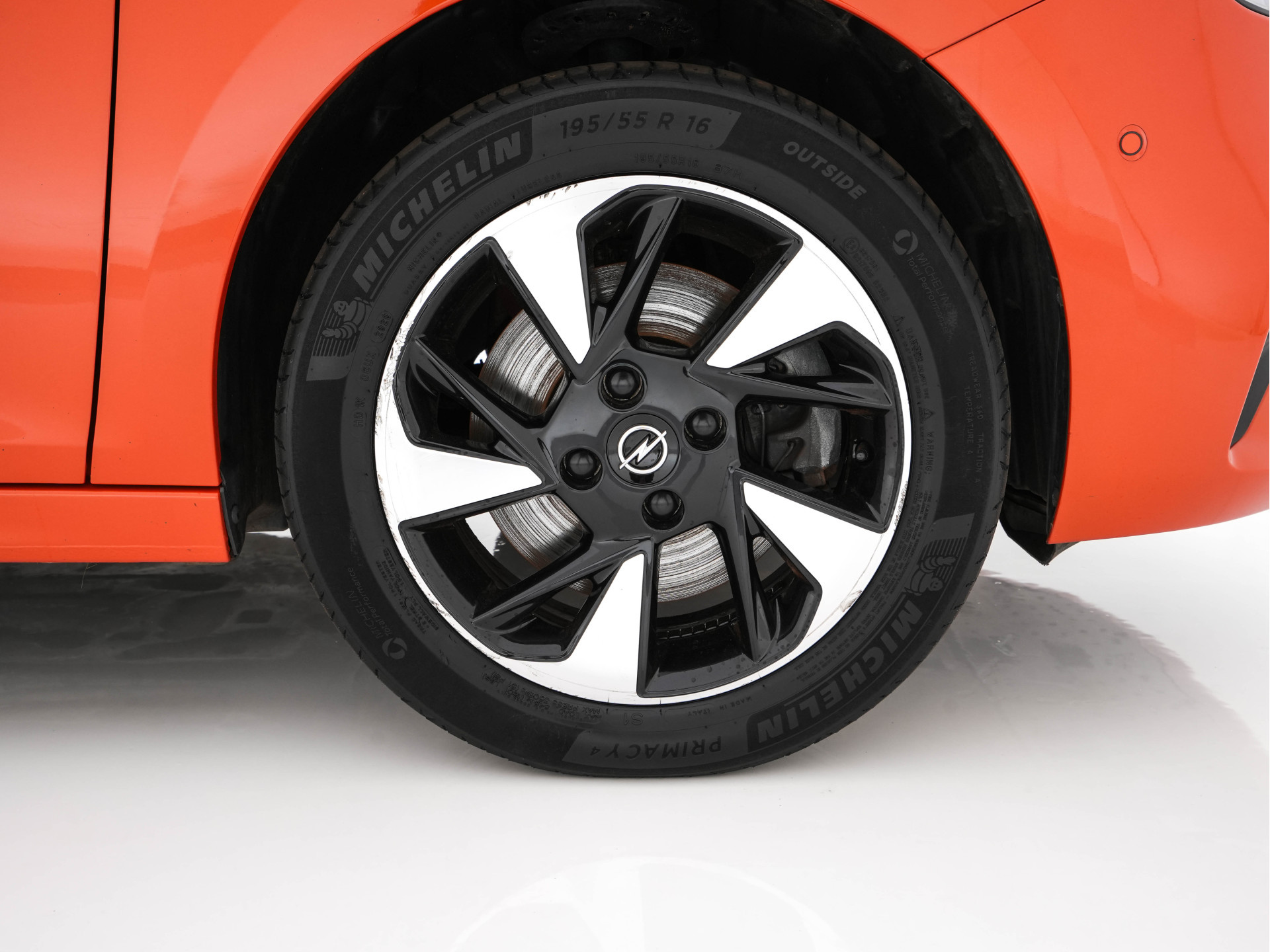 Opel Corsa-e Elegance 50 kWh [ 3-Fase ] {SOH-94%} (INCL-BTW) Aut. *FULL-LED | DIGI-COCKPIT | LEATHER-MICROFIBRE | NAVI-FULLMAP |  CAMERA | CARPLAY | ECC | KEYLESS | CRUISE | DAB | LANE-ASSIST | PDC | SPORT-SEATS | PRIVACY-GLASS | 16"ALU*