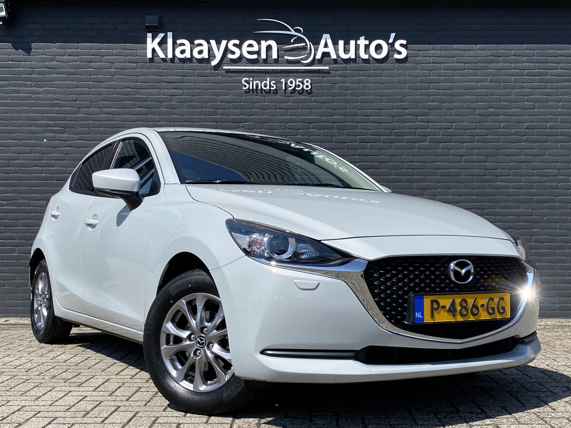 Mazda 2 1.5 Skyactiv-G Comfort | 1e eigenaar | dealer onderh. | navigatie | stoelverw. | cruise control | apple carplay