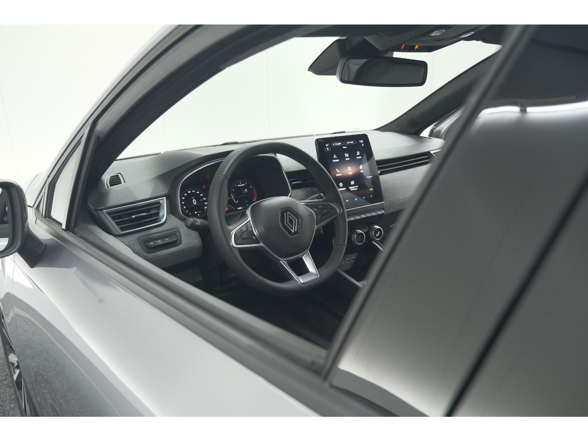 Renault Clio TCe 90 GPF techno | 360 Camera | Dodehoekdetectie | Adaptieve Cruise Control
