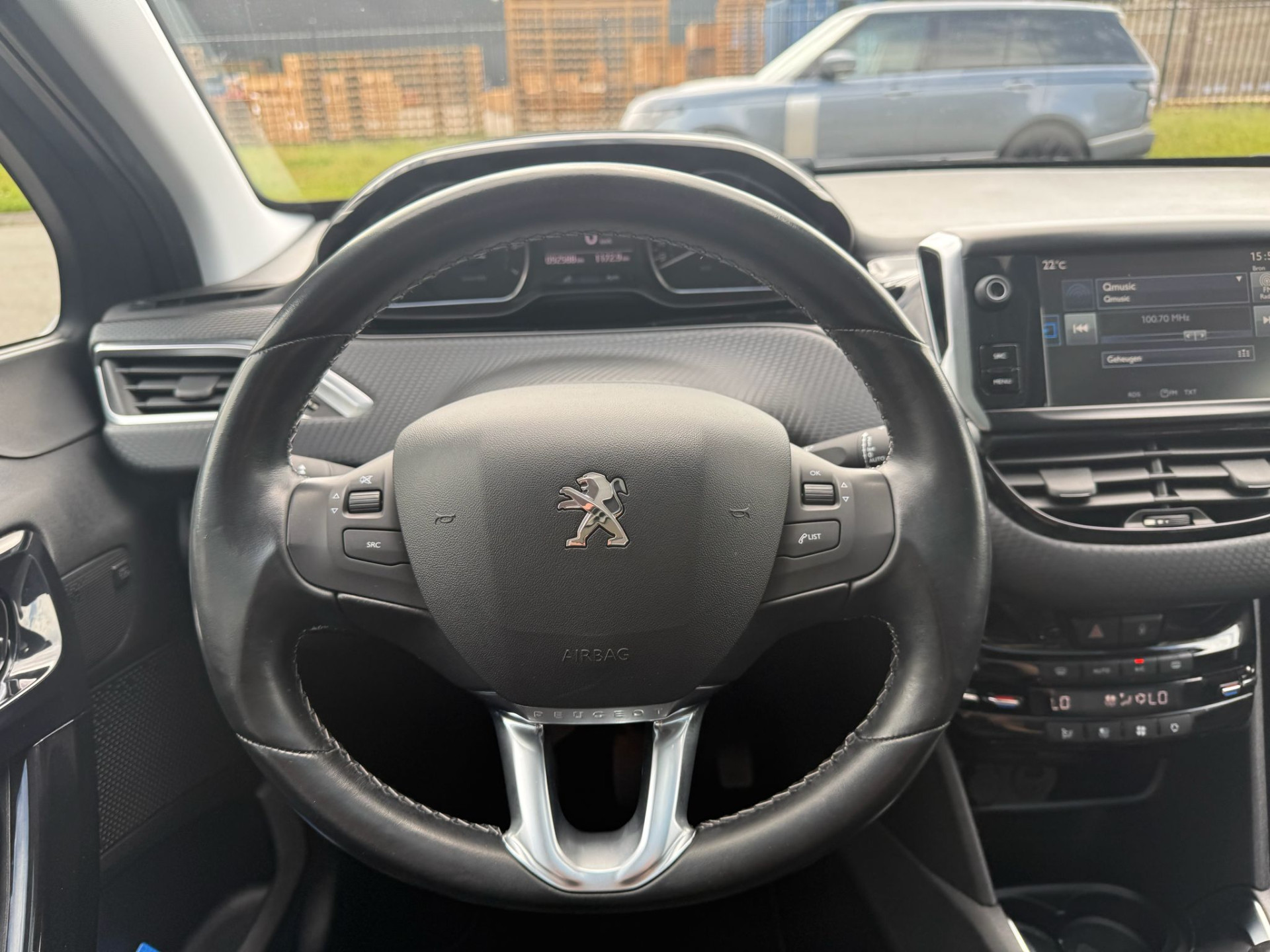 Peugeot 208 1.2 110PK Allure | 2E EIGENAAR | 3/6/12MND GARANTIE | PANO | DAB | CARPLAY | NAVI | CRUISE | JBL | AIRCO | TREKHAAK | MAT |