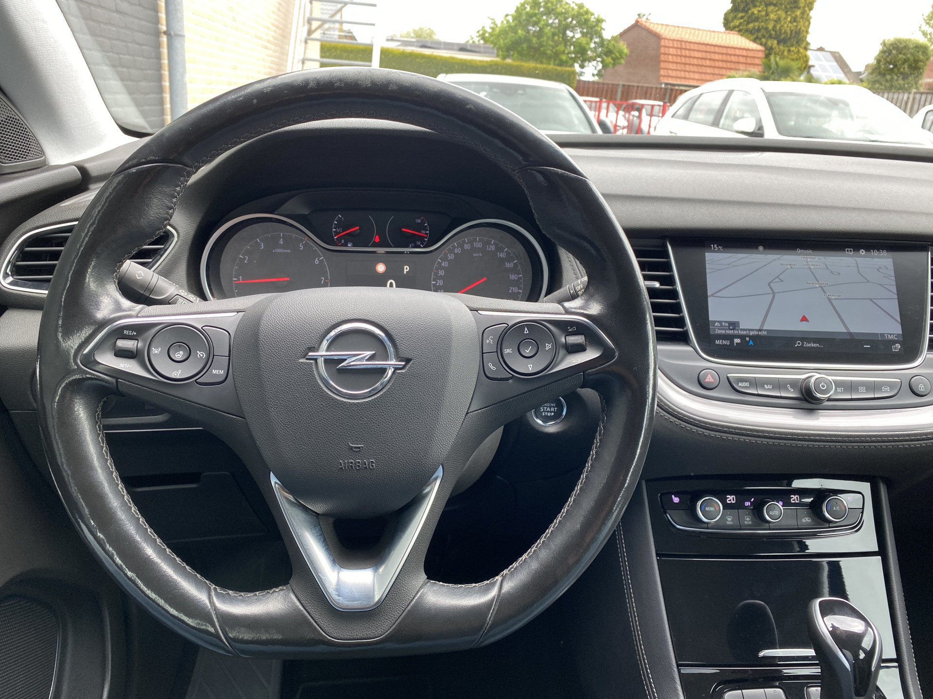 Opel Grandland X 1.2 Turbo Ultimate 130 pk AUT. | dealer onderhouden | navigatie | 360 camera | elektr. a. klep | stoel-stuurverw.