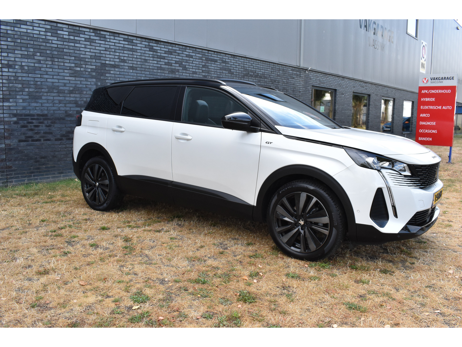 Peugeot 5008 1.2 GT 7-persoons Pano Automaat Navi