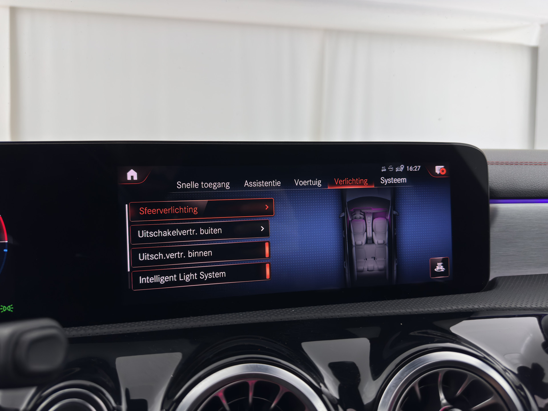 Mercedes-Benz CLA-klasse Shooting Brake 250 e Business Solution AMG Limited (INCL.BTW) *PANO | LEATHER-MICROFIBRE | MULTIBEAM-LED | AMBIENT-LIGT | BLIND-SPOT | HEATED-SPORTSEATS | WIDE-SCREEN-DIGICOCKPIT | DAB+ | NAVI-FULLMAP | CAMERA | PRIVACY-GLASS |  1