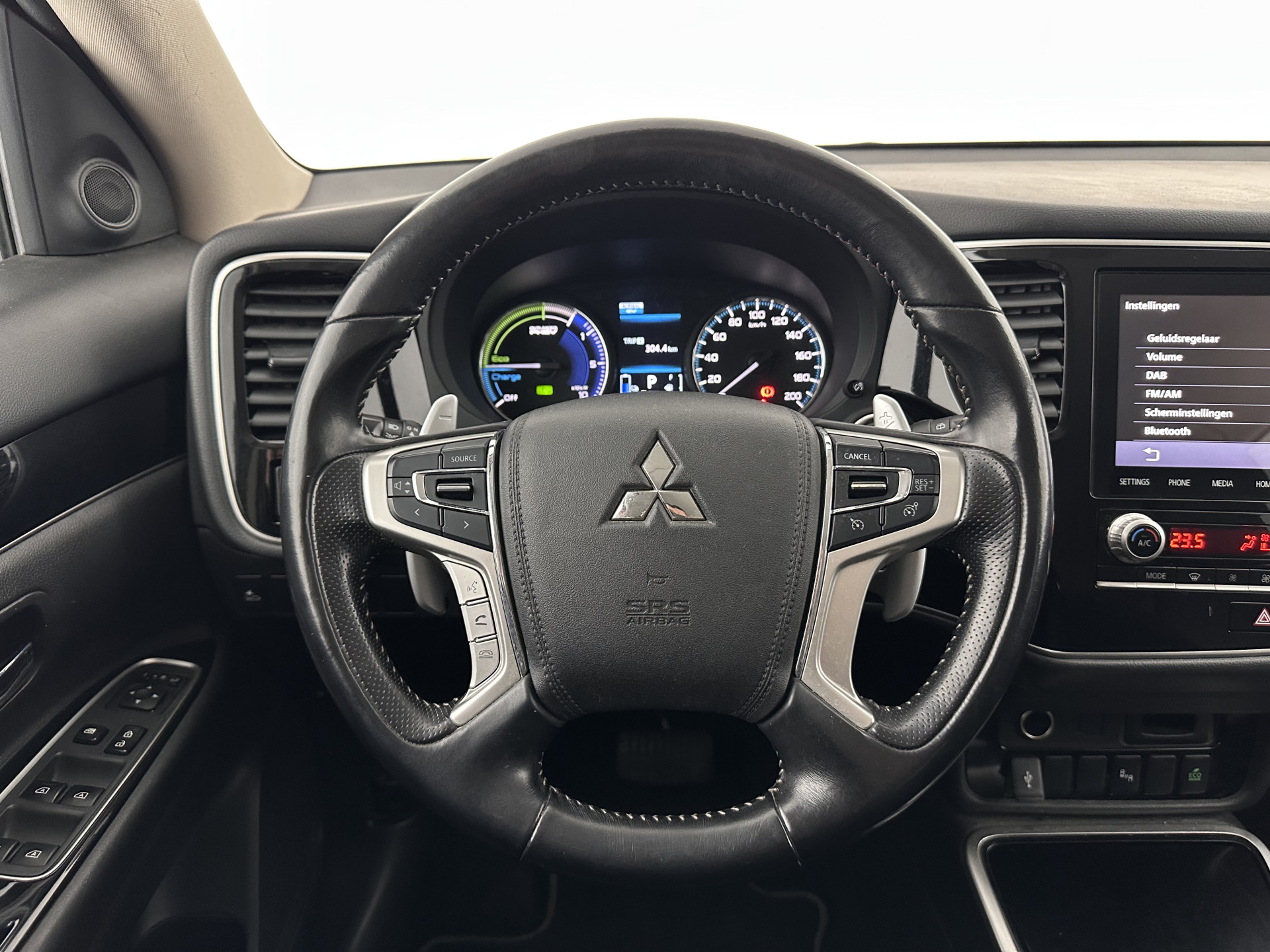 Mitsubishi Outlander 2.4 PHEV Intense AWD (Plug-in) (INCL-BTW) *LEATHER-ALCANTARA | FULL-LED | KEYLESS | BLINDSPOT | CAMERA | HEATED-COMFORTSEATS | ECC | SHIFTPADDLES | PDC | CRUISE | PRIVACYGLASS | DAB | TOWBAR | CARPLAY | 18''ALU*
