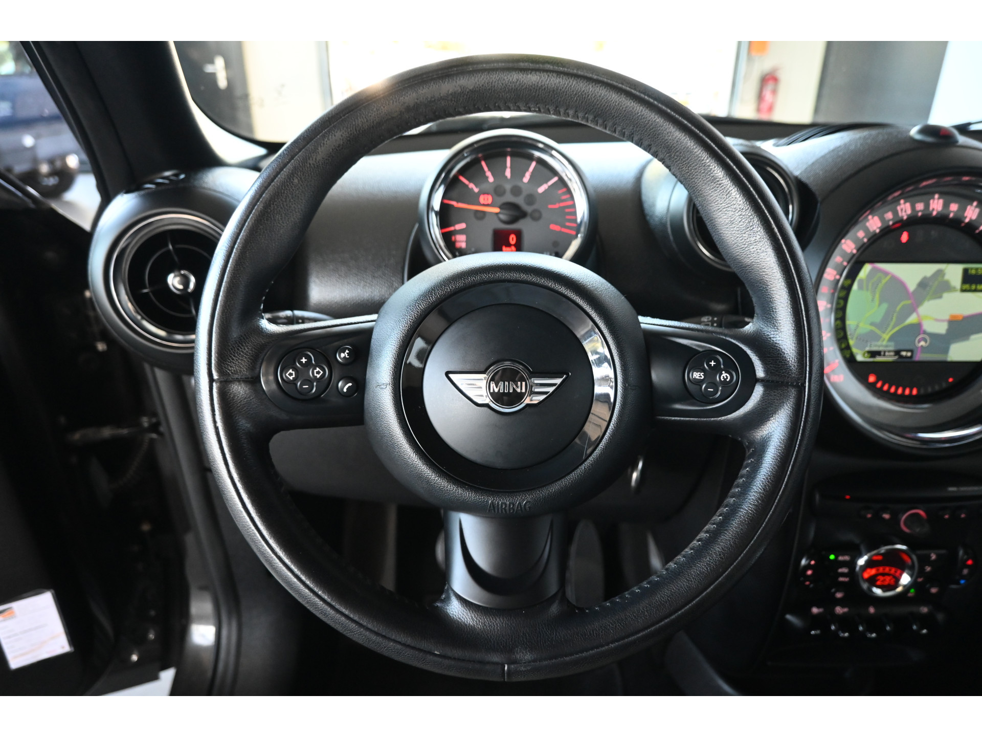 MINI Paceman 1.6 Cooper Knockout Edition Clima Navigatie Goed Onderhouden! Inruil Mogelijk!