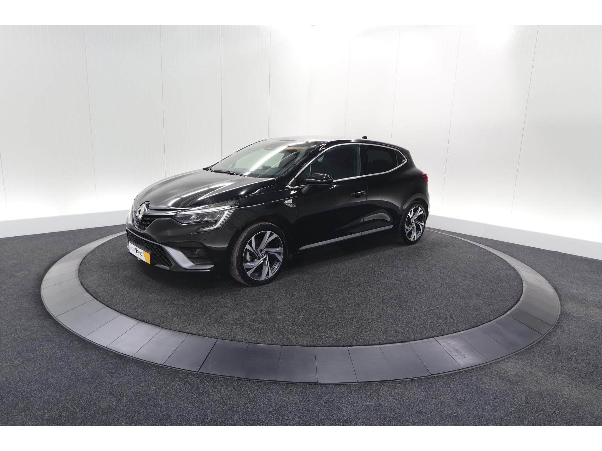 Renault Clio 1.6 E-Tech Hybrid 140 R.S. Line | 360 Camera | Apple Carplay | 9.3 Inch Groot Scherm | Sportstoelen