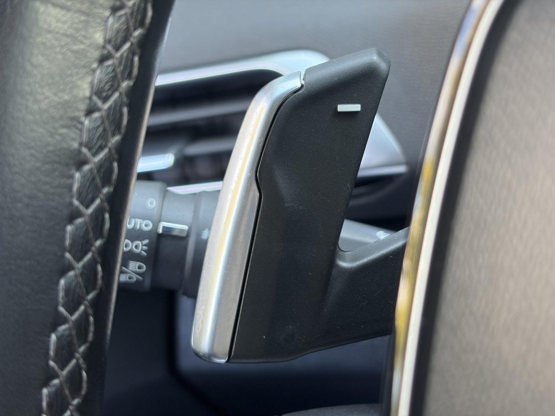 Peugeot 3008 1.2 PureTech Allure ✓1e Eigenaar✓D-riem vv 2024✓360° Camera✓Navi✓Trekhaak✓Carplay✓131pk✓Dealer Onderhouden✓Keyless✓Memory stoelen✓Halfleder✓Pdc V+A✓Stoelverw✓Dodehoeksensor✓17''Lm velgen✓N.A.P✓Apk tot 03-2027