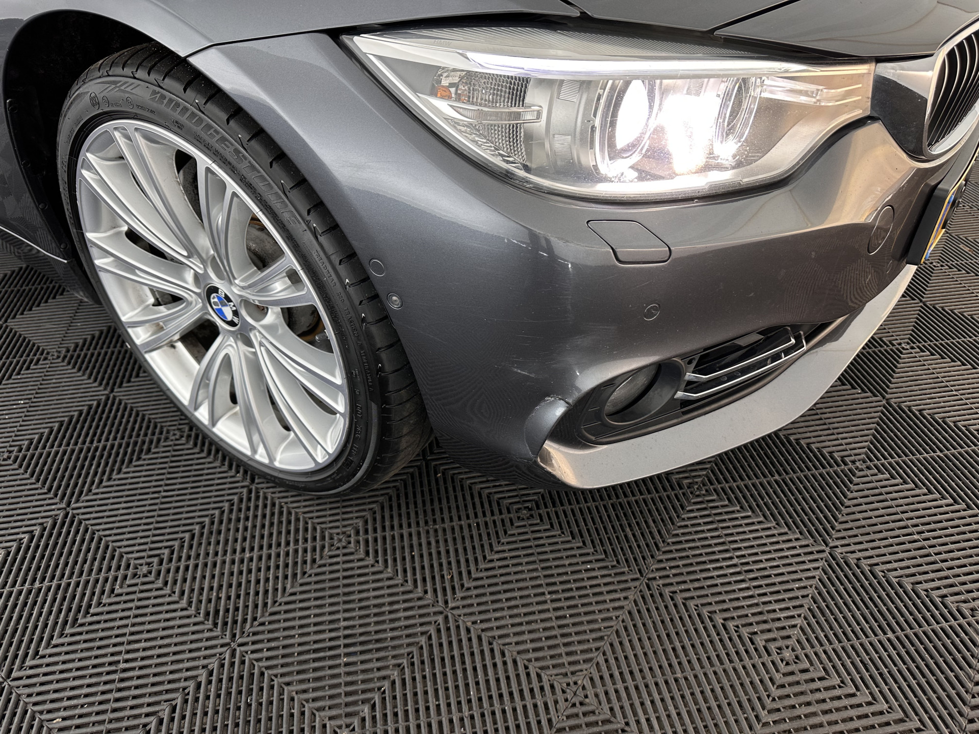 BMW 4-serie Coupé 435d xDrive Executive Aut. *LEATHER | BI-XENON | MEMORY-PACK | TOPVIEW | HEAD-UP | BLINDSPOT | HEATED-SPORTSEATS | KEYLESS | NAVI-FULLMAP | ECC | PDC | CRUISE | 19''ALU*
