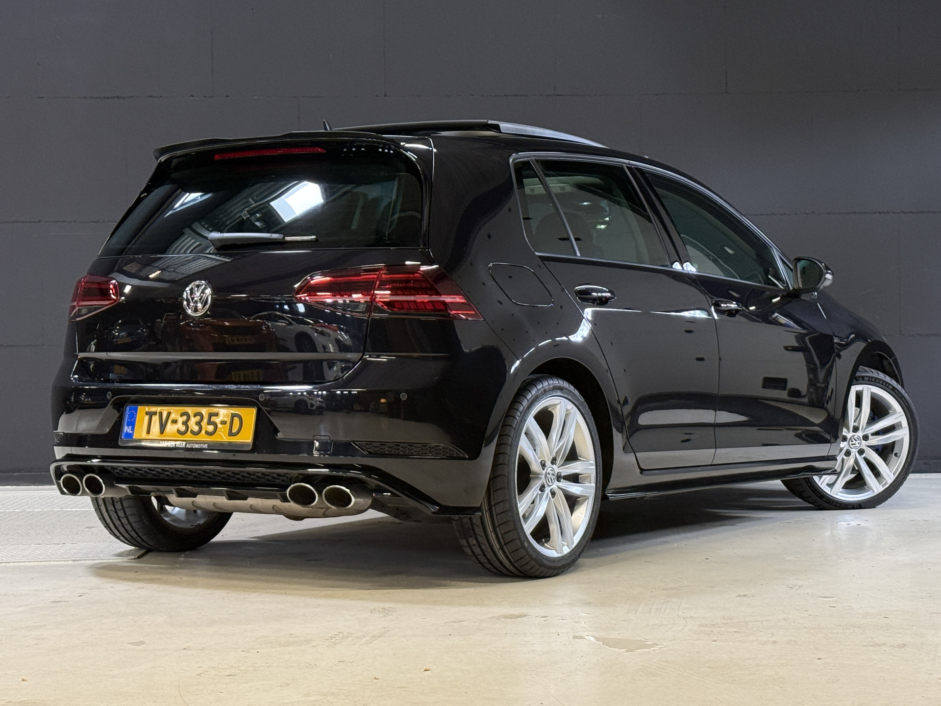 Volkswagen Golf 1.5 TSI Highline Business R | Distr.riem vv 207.000km | Stoel/Stuurverw. | Panoramadak |