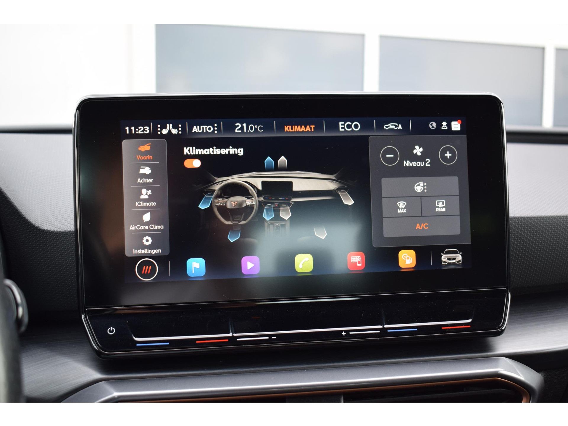 CUPRA Leon Sportstourer 1.4 e-Hybrid VZ Business | 245 PK | Half Leer | Apple CarPlay | Stuurverwarming