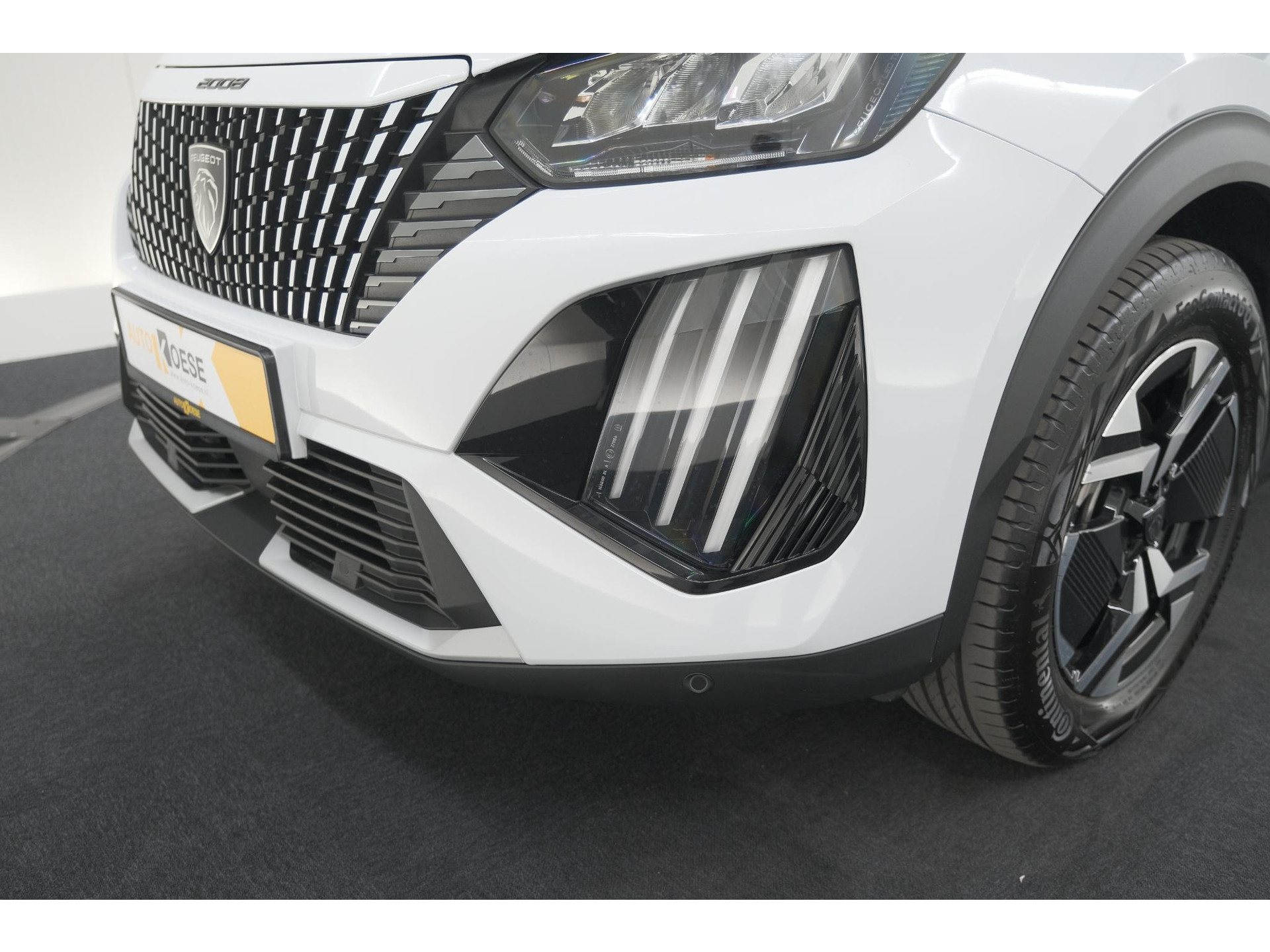 Peugeot e-2008 EV Allure 54 kWh | 97,9% SOH | 11 KW Lader | Apple Carplay | Parkeersensoren