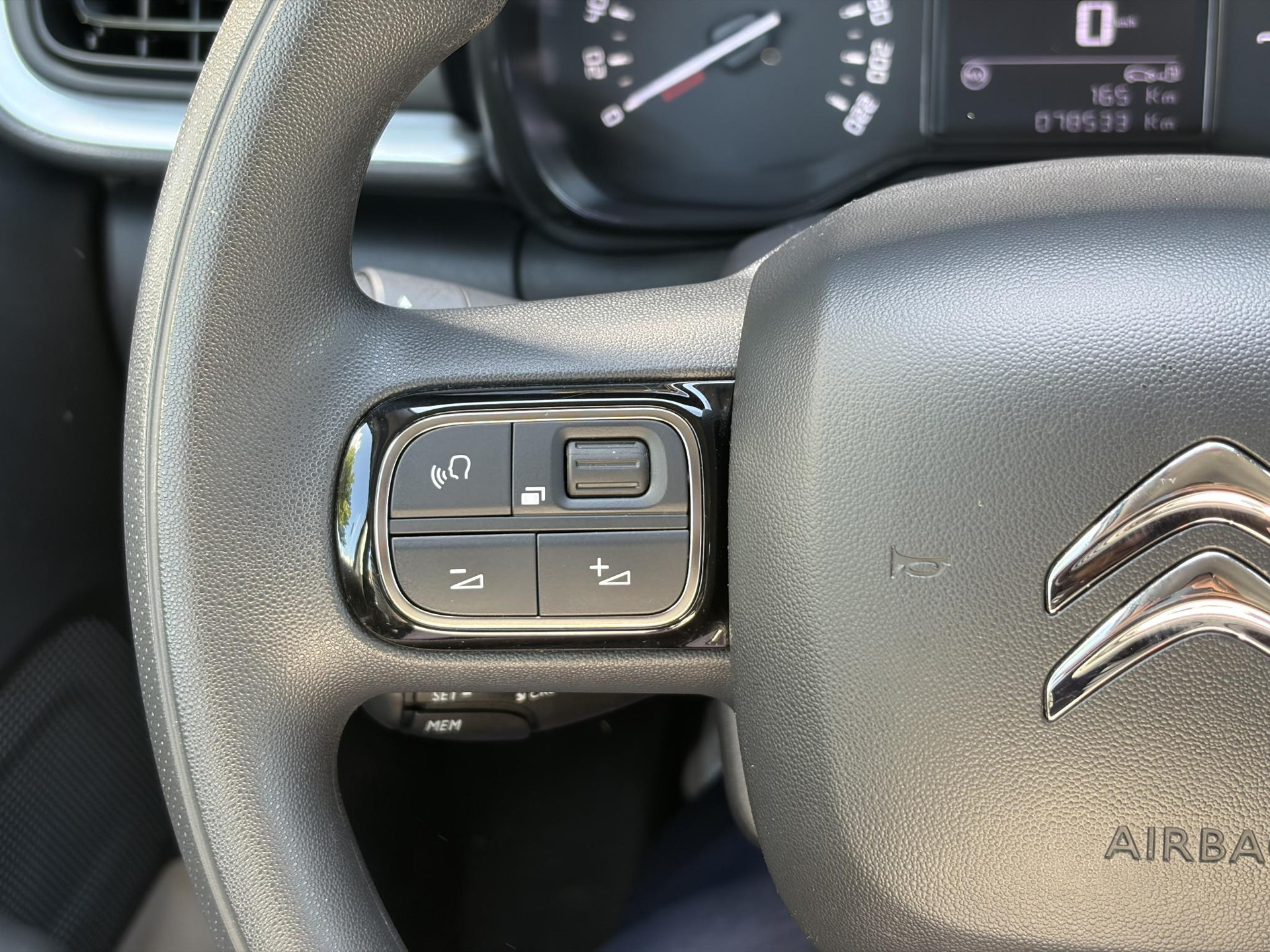 Citroen C3 1.2 PureTech S&S Feel Apple Carplay/Android,Trekhaak,Pdc,Navi,Clima,Cruise,Dealer Onderhouden,Rijstrooksensor,Apk tot 06-2027