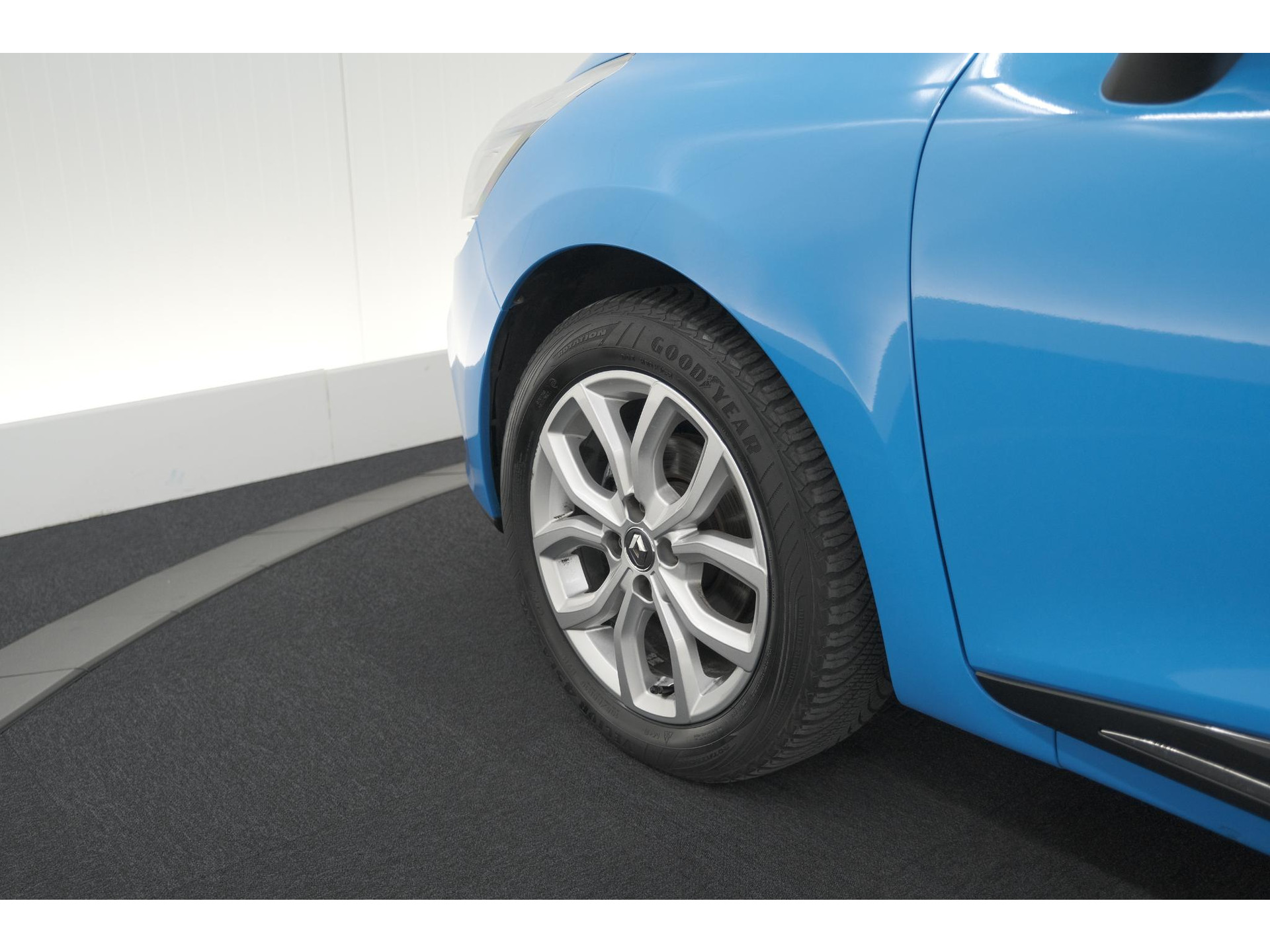 Renault Clio Estate TCe 90 Intens | Bleu De France | Parkeersensoren | Navigatie | Climate Control