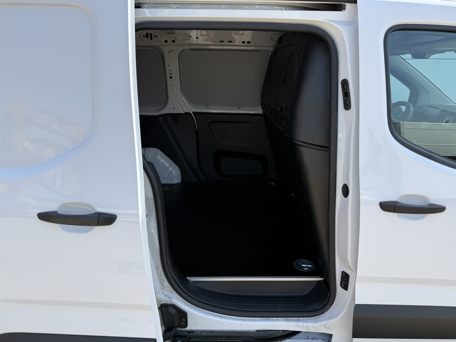 Toyota Proace City 1.5 D 100PK Nieuw Model! L1 Climate Control Cruise Control Lane Assist Stoelverwarming Parkeersensoren