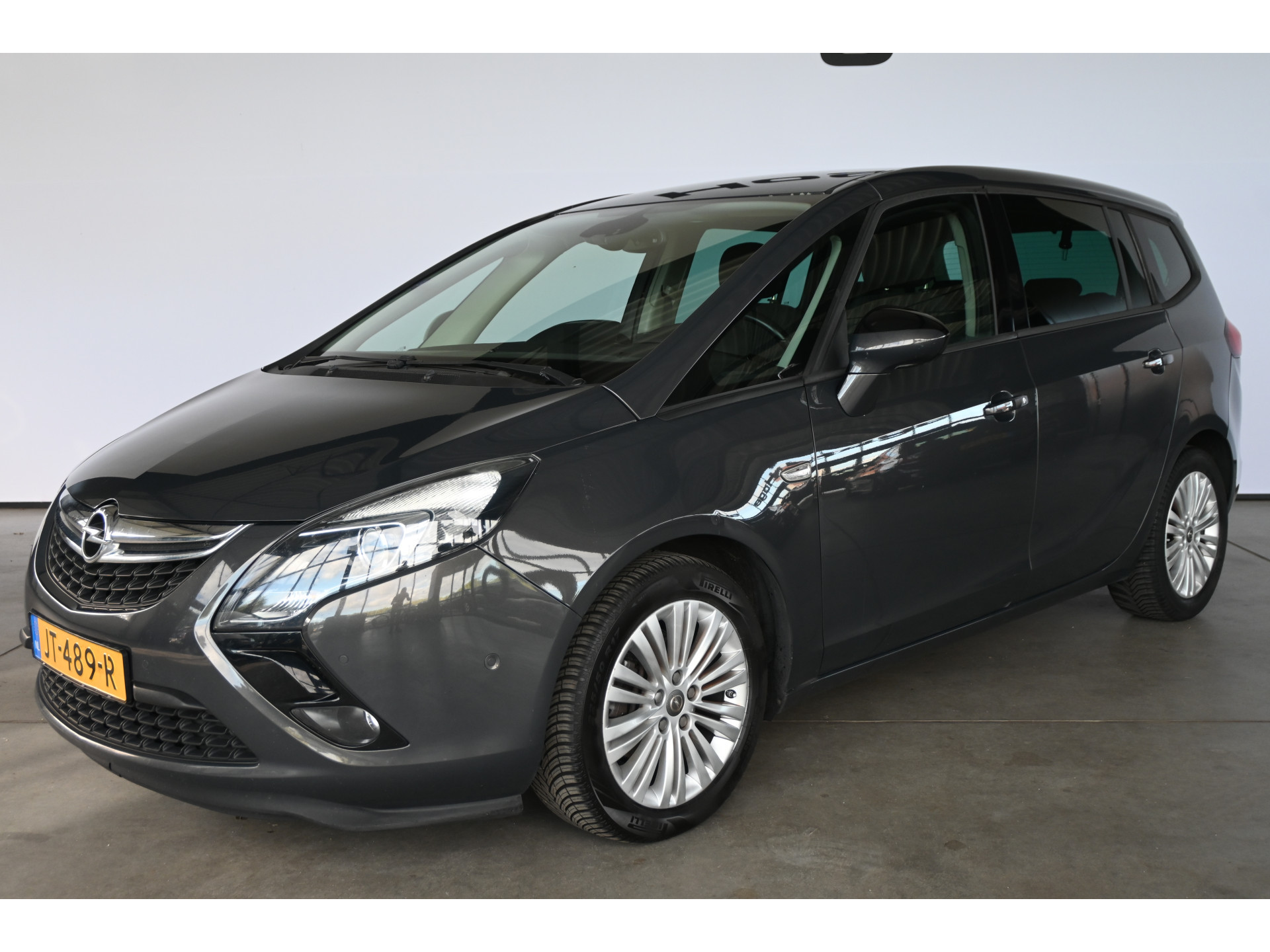 Opel Zafira Tourer 1.4 Edition 7p Clima Cruise control Navigatie PDC Goed Onderhouden! Inruil Mogelijk!
