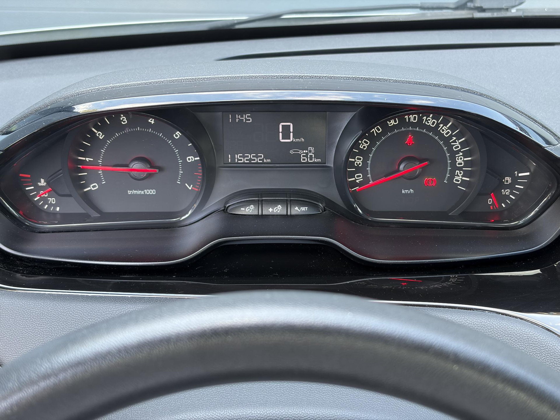 Peugeot 208 1.2 VTi Access ✓D-riem vv in 05-2024✓2e Eigenaar✓Net beurt gehad✓Carplay✓Airco✓Cruise✓5 Deurs✓Weinig km✓Zeer Zuinig✓N.A.P✓Apk tot 04-2027