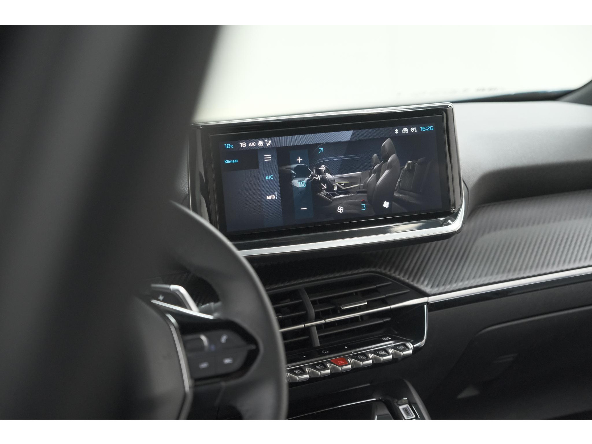 Peugeot 2008 1.2 Hybrid 145 Allure | 360 Camera | Adaptieve Cruise Control | Dodehoekdetectie