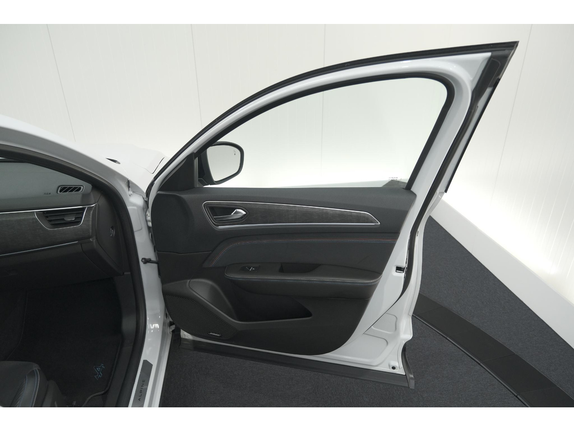 Renault Arkana 1.6 E-Tech full hybrid 145 esprit Alpine | 360 Camera | Panoramadak | Stoelverwarming | Dodehoekdetectie