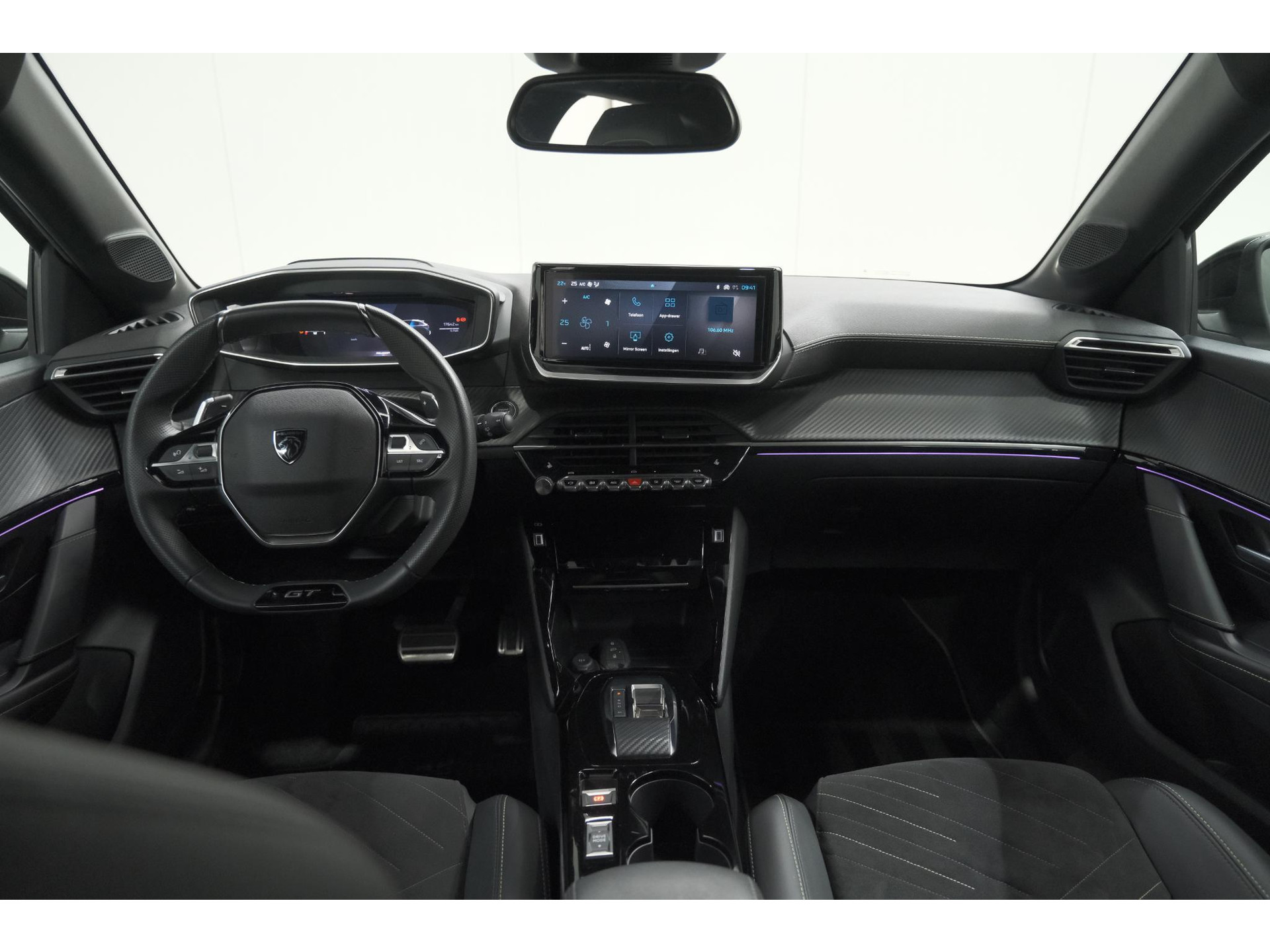 Peugeot 208 1.2 Hybrid 145 e-DCS6 GT | Alcantara Pakket | Camera | Apple Carplay | Stoelverwarming