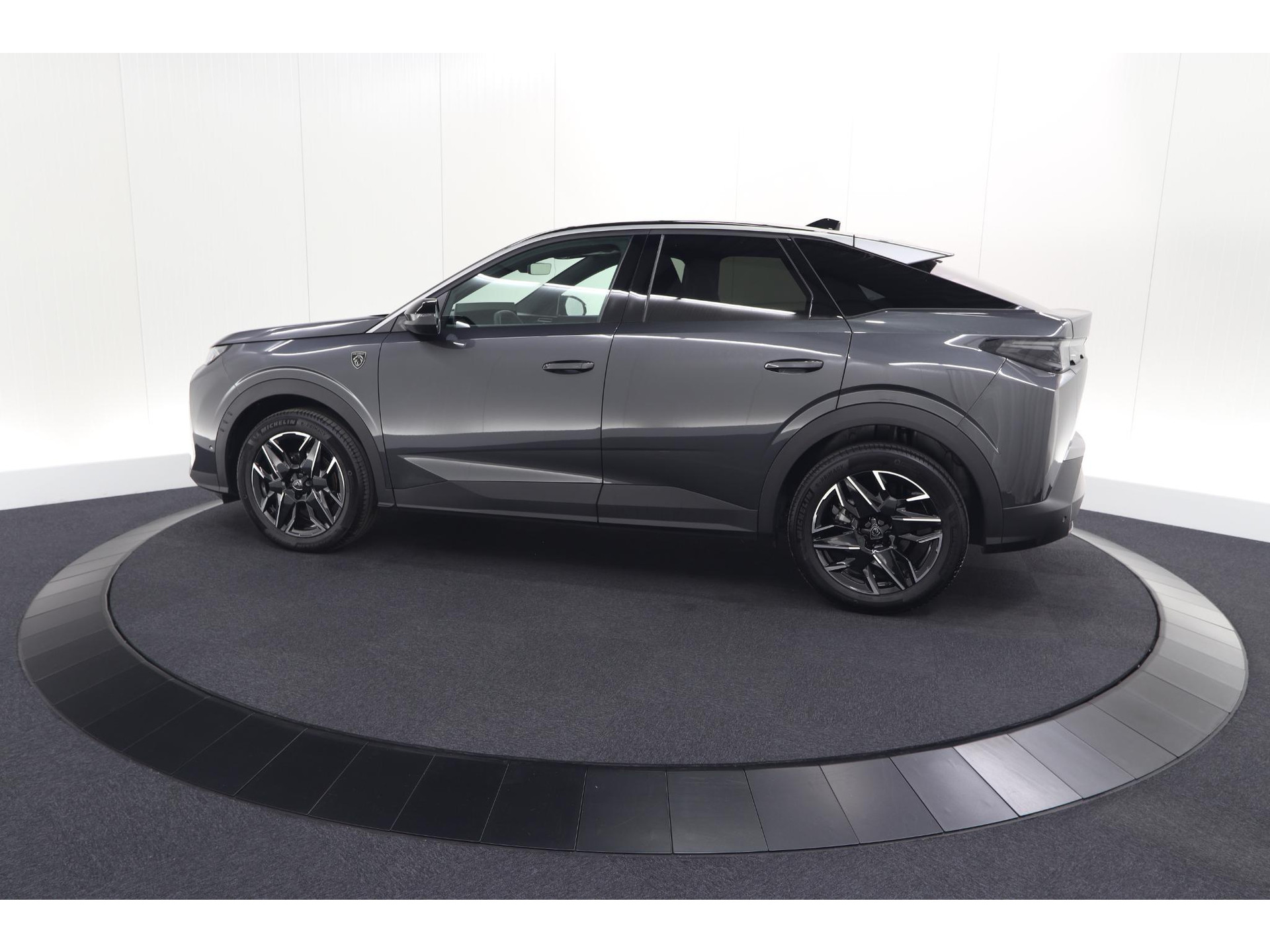 Peugeot 3008 1.2 Hybrid 136 GT | 360 Camera | Adaptieve Cruise Control | Stoelen Pakket | Elektrische Kofferklep