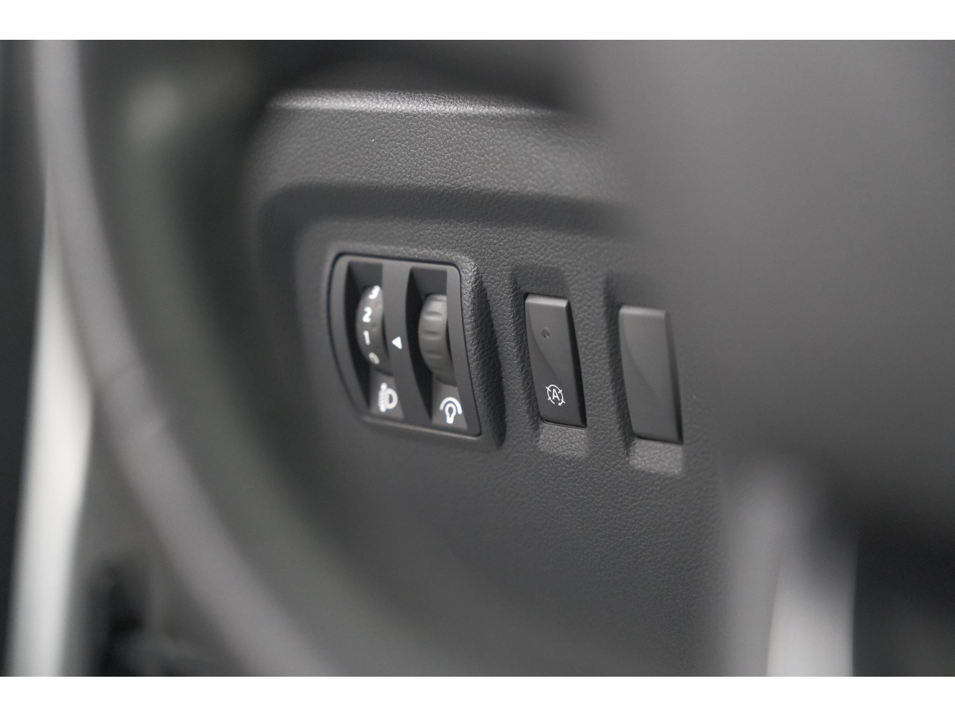 Renault Captur TCe 90 Intens | Trekhaak | AllSeason banden | Navigatie | Parkeersensoren