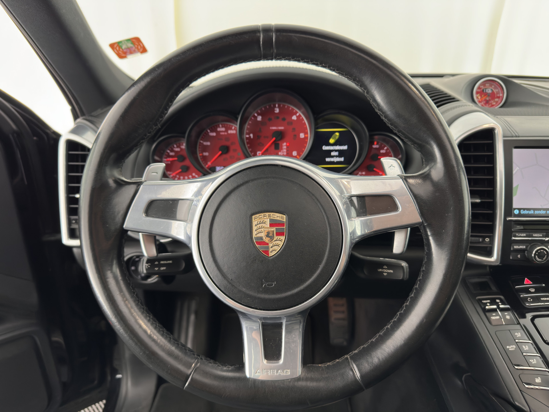 Porsche Cayenne 3.0 D Aut. *PANO | LEATHER | XENON-PLUS | SPORT-CHRONO | HEATED-COMFORTSEATS | BOSE-SOUND | MEMORY-PACK |  AIR-SUSPENSION | NAVI-FULLMAP | TOWBAR | LANE-ASSIST | SHIFT-PADDLES | 18''ALU*