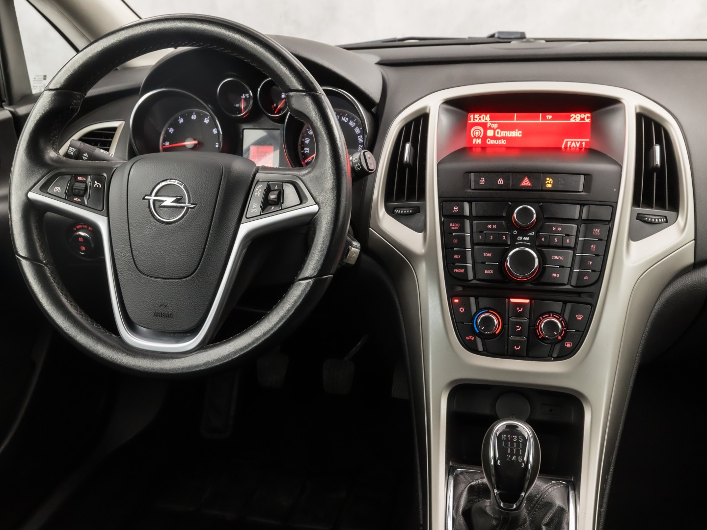 Opel Astra Sports Tourer 1.4 Turbo Sport (AIRCO, CRUISE, GETINT GLAS, SPORTSTOELEN, LM VELGEN, NIEUWE APK, NIEUWSTAAT)