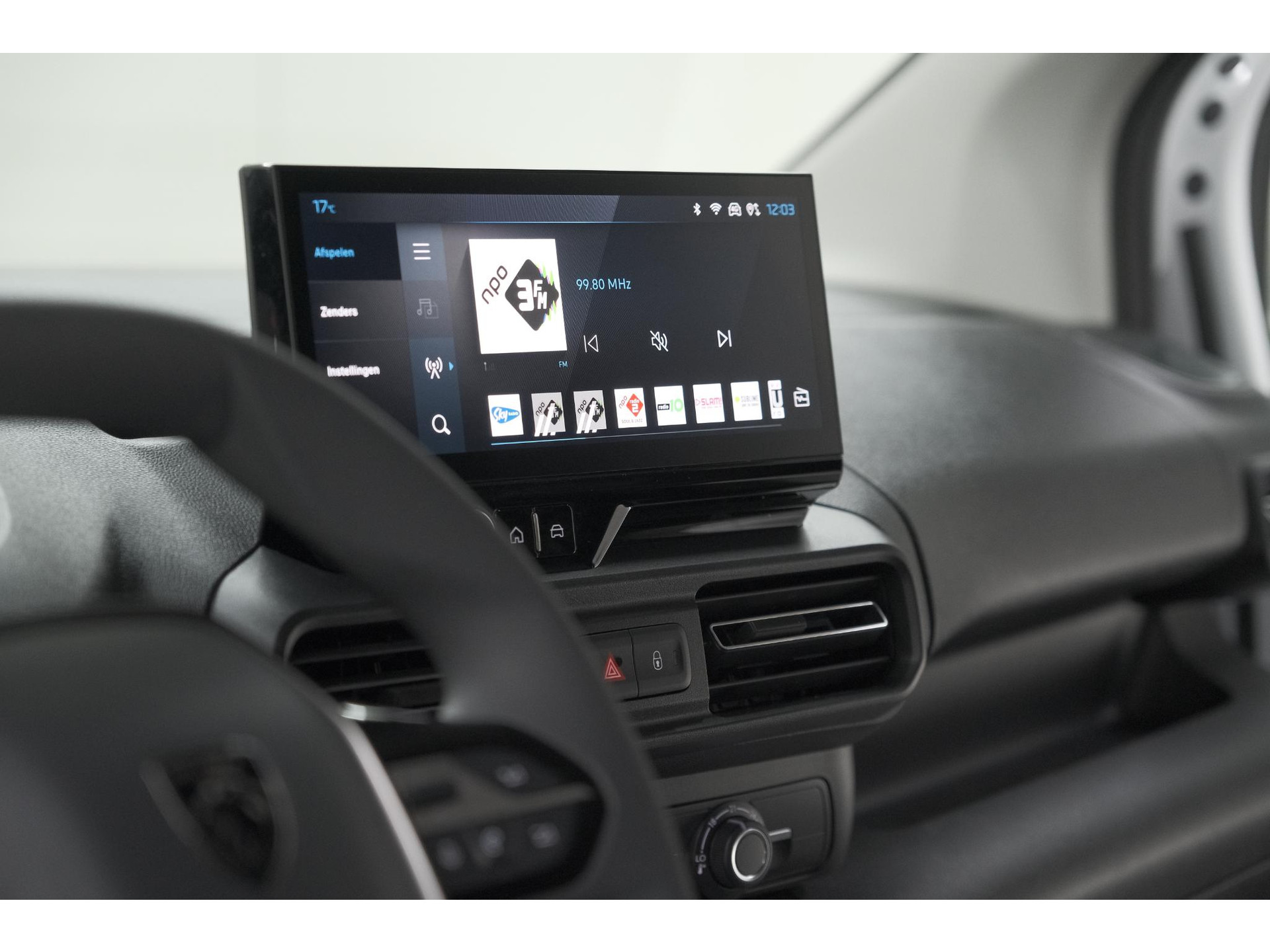 Peugeot Partner 1.5 BlueHDi 130 EAT8 S&S L2 | Trekhaak | Camera | Betimmering Laadruimte