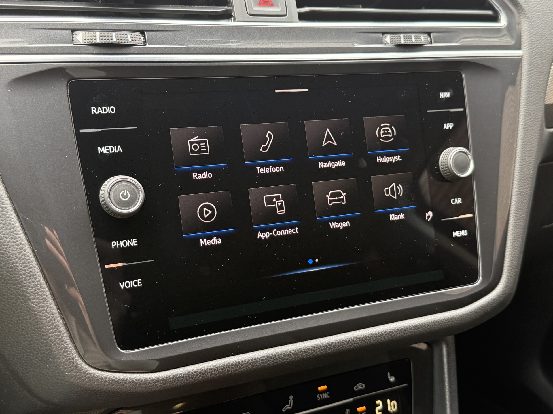 Volkswagen Tiguan Allspace 1.5 TSI Life Business 7p. | Massagestoel | Trekhaak | Camera | Stoel/Stuurverwarming | Carplay | Adaptive cruise