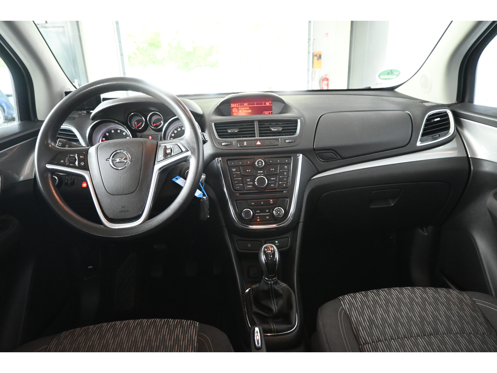 Opel Mokka 1.6 Selection Airco Cruise Control Trekhaak Goed Onderhouden! Inruil Mogelijk!
