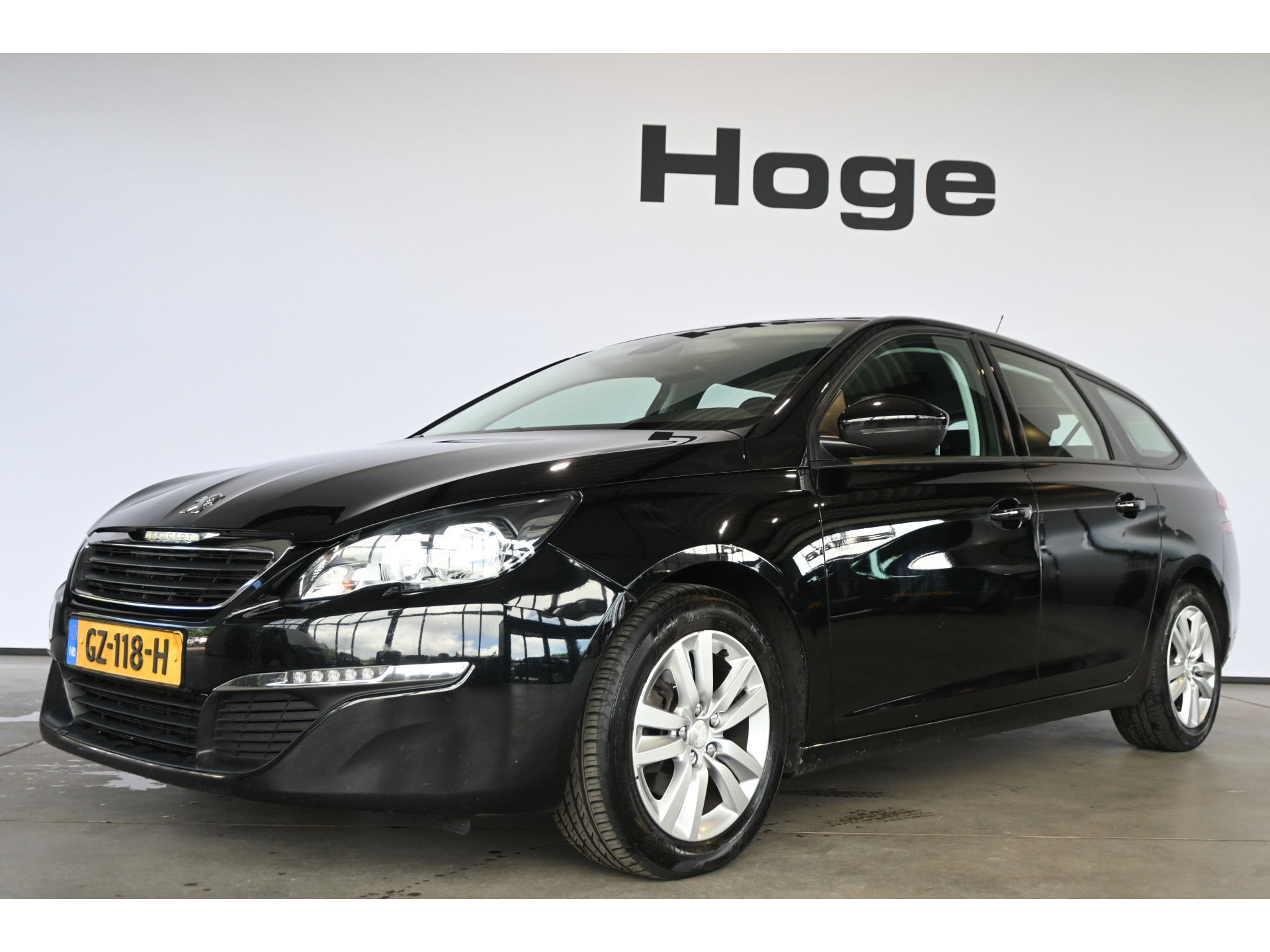 Peugeot 308 SW 1.6 BlueHDI Blue Lease Pack Nap Clima Cruise NavigatieTrekhaak PDC Goed Onderhouden! Inruil Mogelijk!