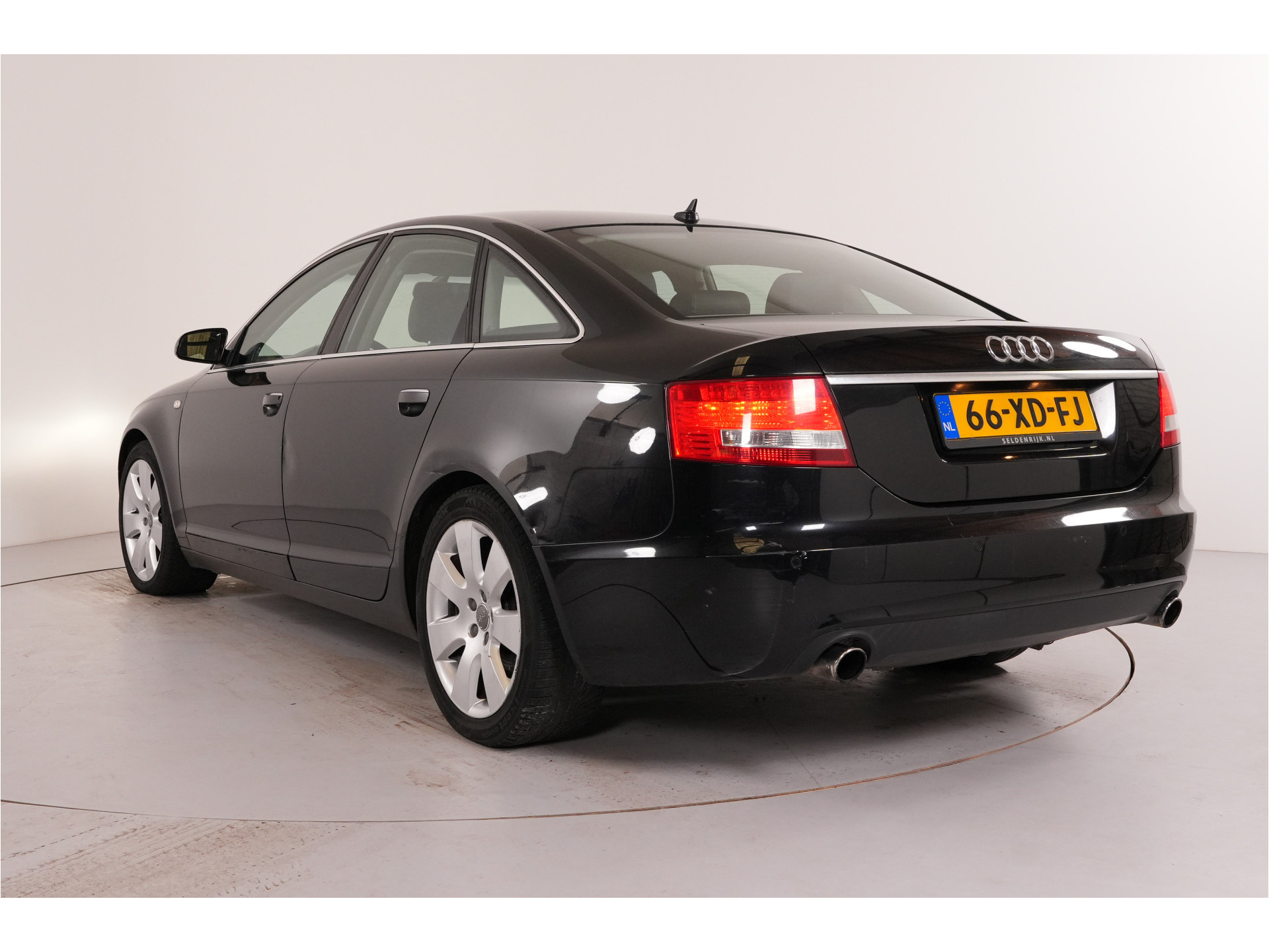 Audi A6 Limousine 3.2 FSI quattro Pro Line Business | Leder |