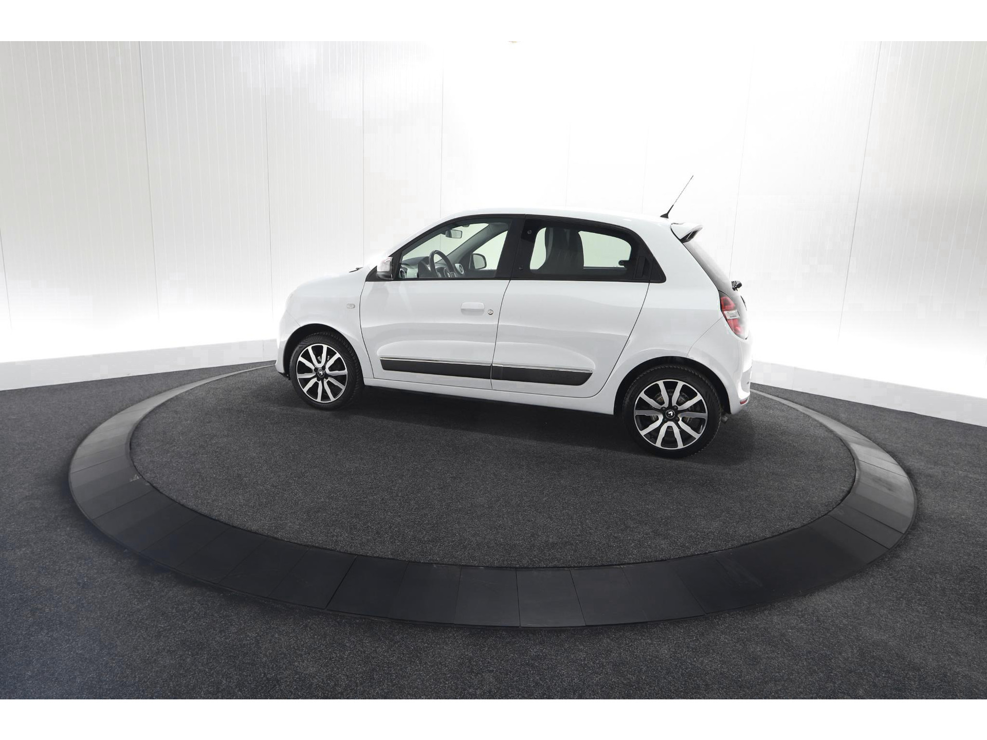 Renault Twingo 1.0 SCe Intens | Camera | Navigatie | Climate Control | Parkeersensoren