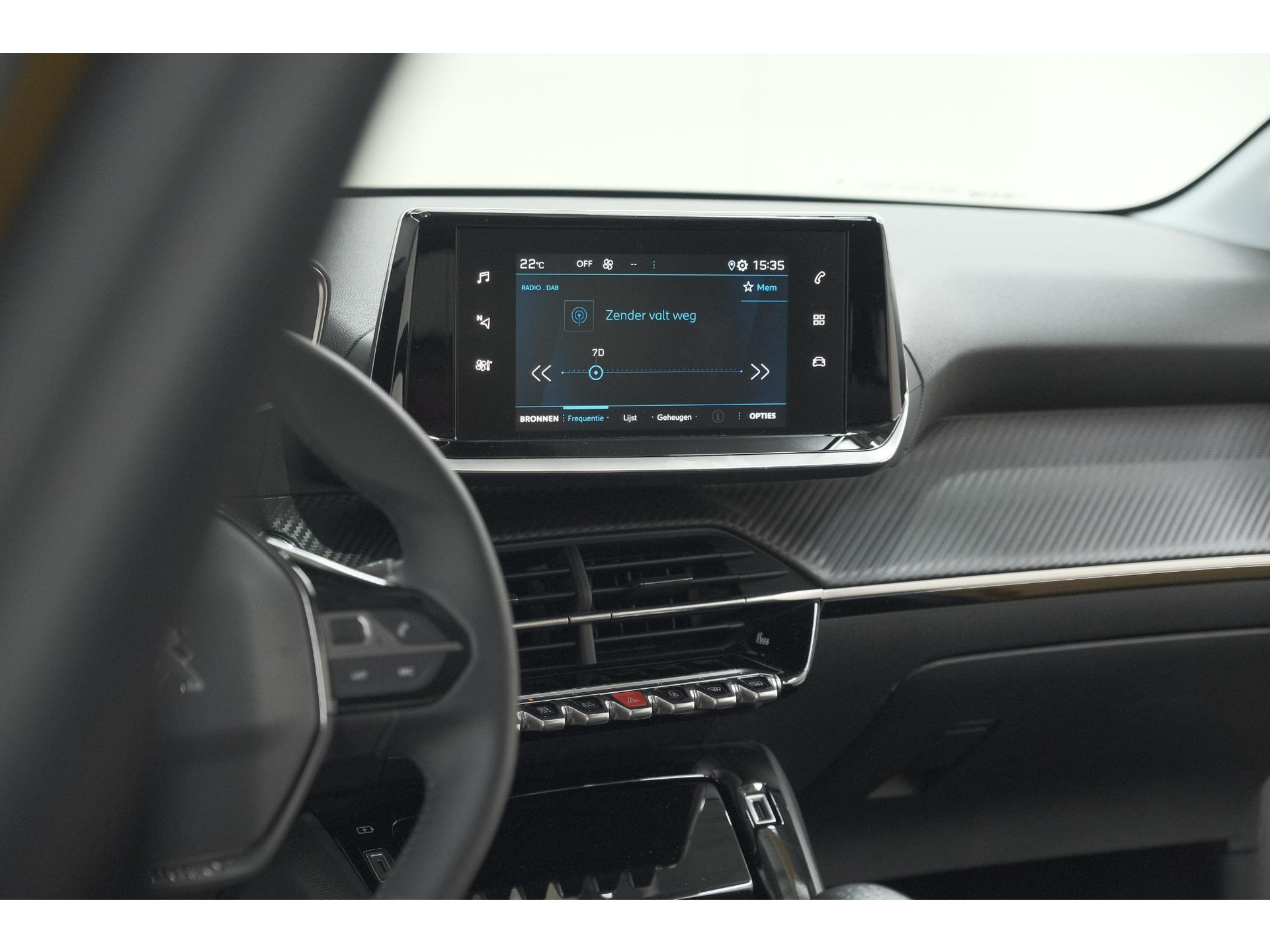 Peugeot 208 PureTech 100 Allure | Adaptieve Cruise Control | Camera | Apple Carplay