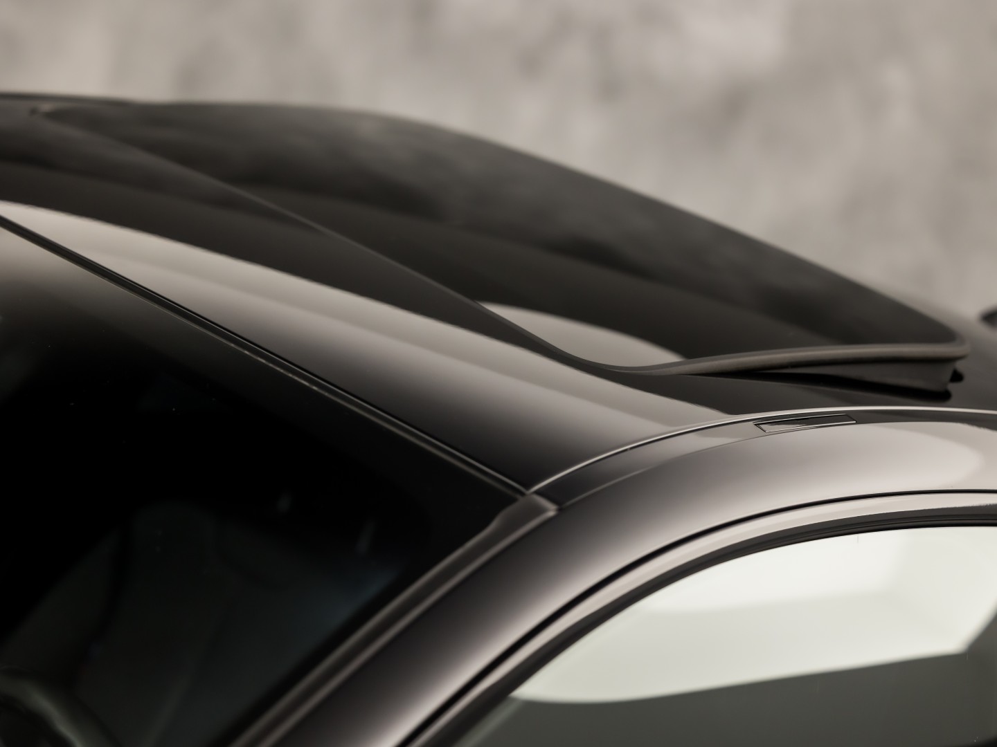 BMW 4-serie Gran Coupé 418i M Sport Automaat (SCHUIFDAK, M PAKKET, GROOT NAVI, HARMAN/KARDON, STOELVERWARMING, GETINT GLAS, SPORTSTOELEN, PARKEERSENSOREN, NIEUWE APK, NIEUWSTAAT)