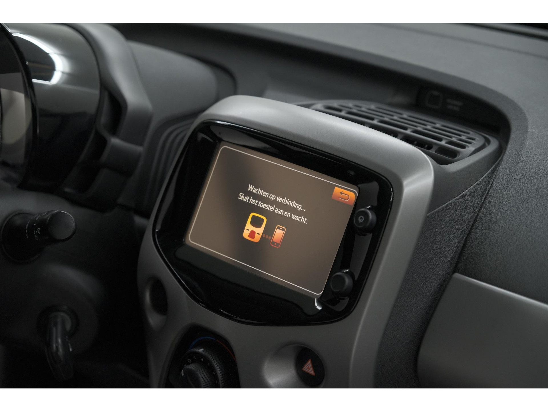 Citroen C1 1.0 e-VTi Feel | Camera | Airco | Lichtmetalen Velgen | DAB | 5 Deurs