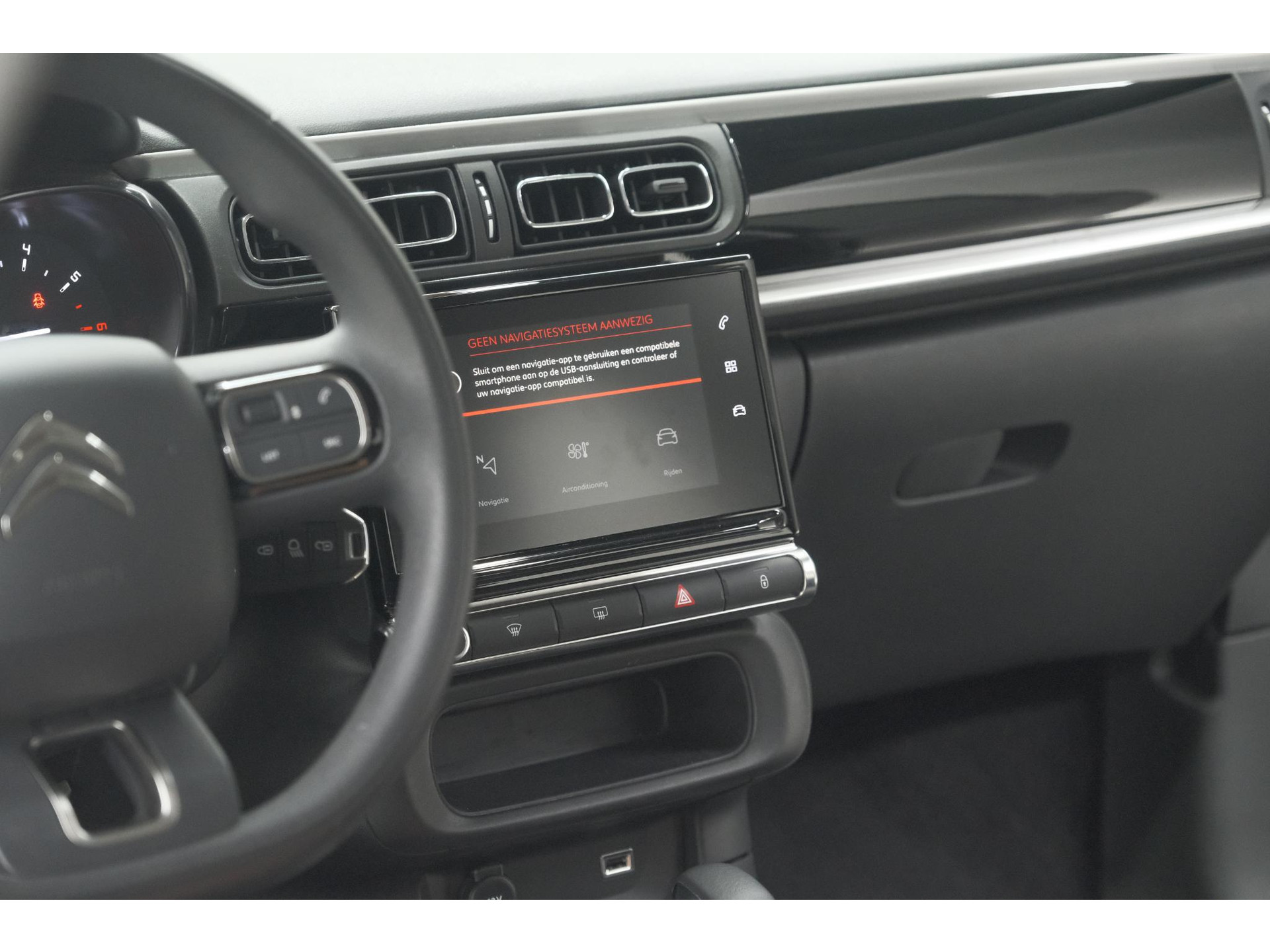 Citroen C3 PureTech 110 EAT6 Max | Apple Carplay | Parkeersensoren | Climate Control | 16 Inch Lichtmetalen Velgen