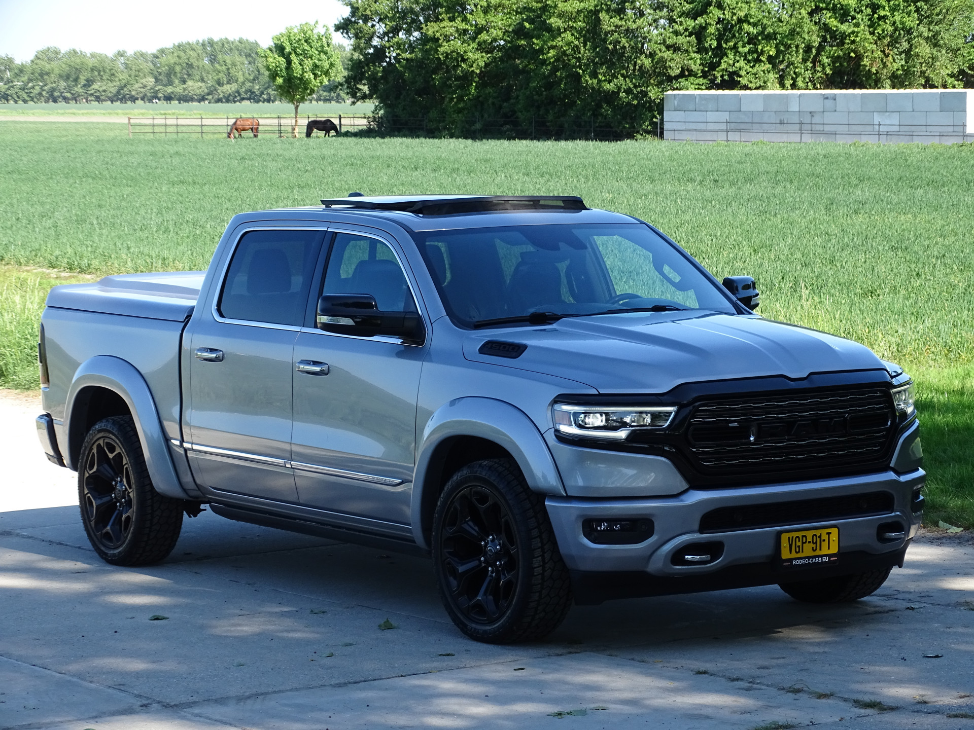 Dodge Ram 1500 5.7 V8 4x4 Crew Cab Limited