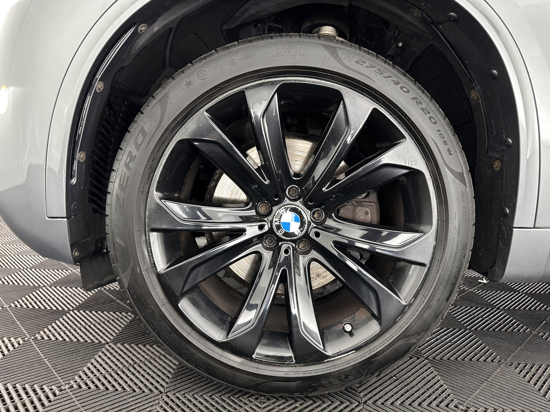 BMW X5 xDrive40d  *Right-Hand-Drive* M-Sportpack High Executive [ 7-Pers. ] Aut. *LEATHER | XENON | MEMORY-PACK | HEATED-SPORTSEATS | NAVI-FULLMAP | SHIFTPADDLES | PRIVACYGLASS | ECC | TOWBAR | PDC | CRUISE | 20''ALU*