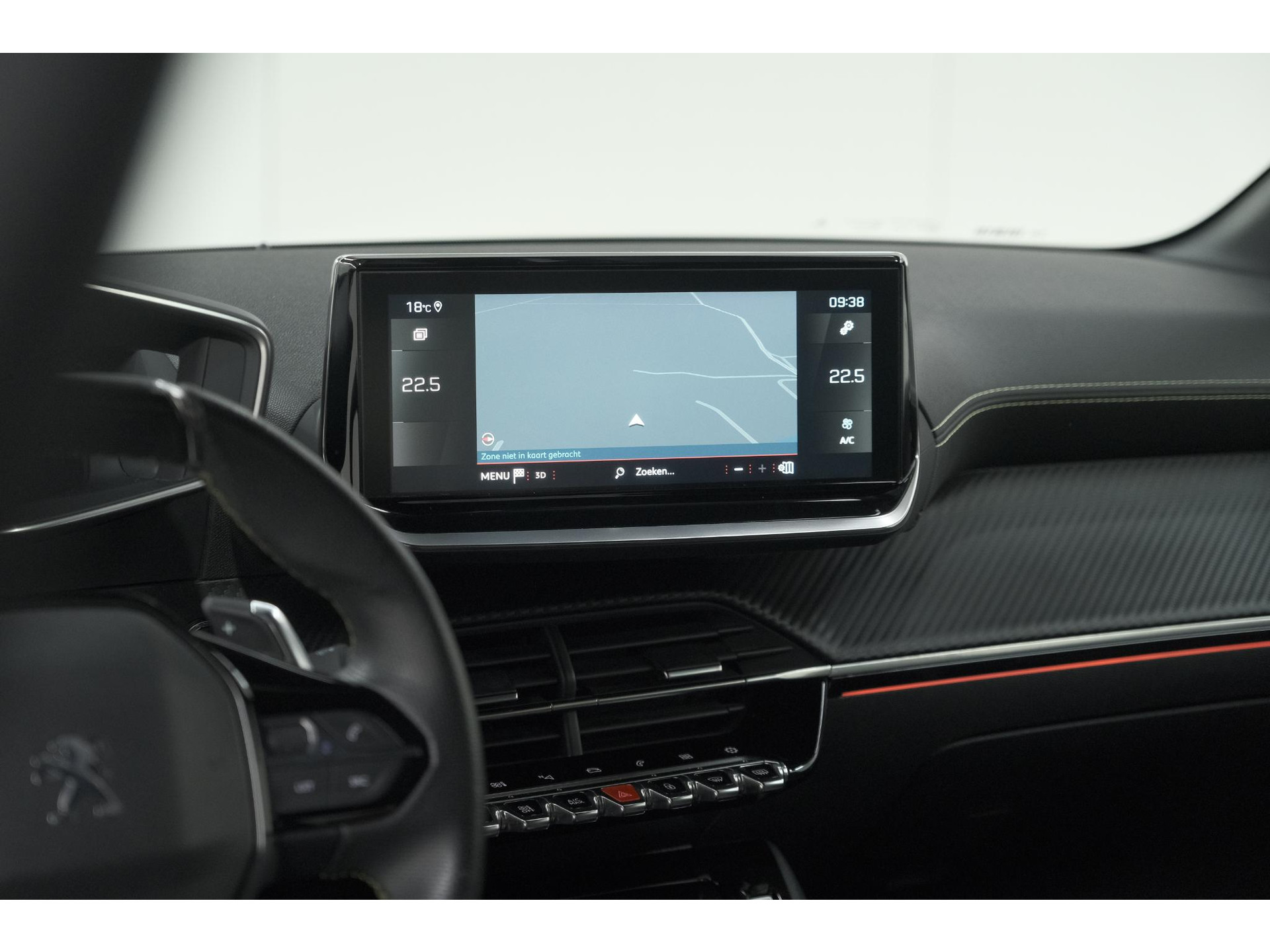 Peugeot 208 PureTech 100 EAT8 GT | Camera | Dodehoekdetectie | Navigatie | Apple Carplay