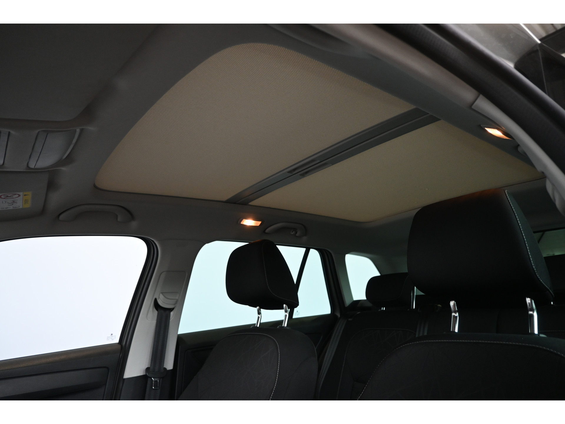 ŠKODA Fabia Combi 1.0 TSI Clever Clima Navigatie Panoramadak LED Stoelverwarming Rijklaarprijs! Inruil Mogelijk!