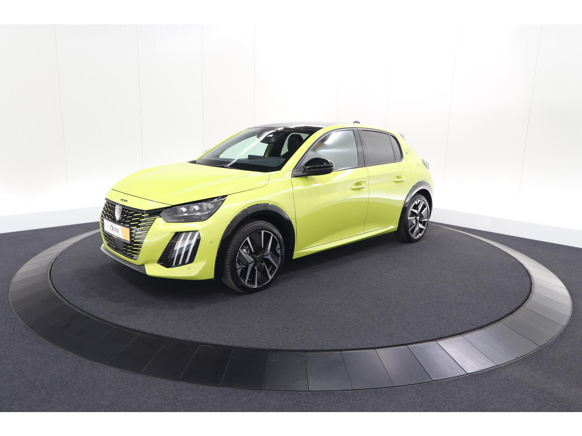 Peugeot e-208 EV GT 51 kWh | 360 Camera | Adaptieve Cruise Control Stop & Go | Alcantara Pakket