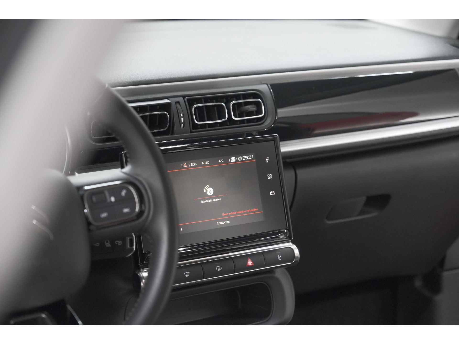 Citroen C3 PureTech 82 S&S Shine | Camera | Apple Carplay | Parkeersensoren | 16 Inch Velgen