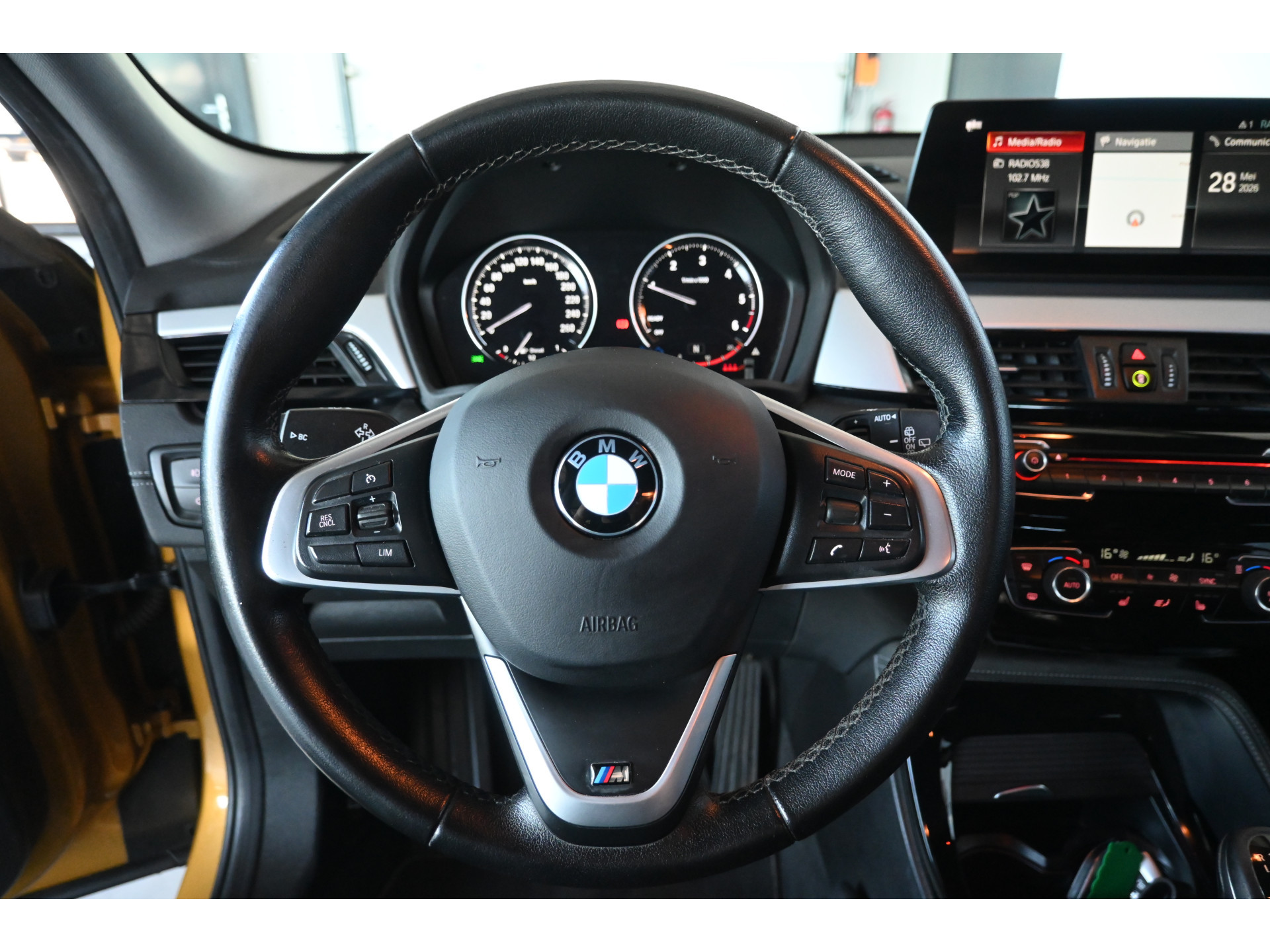 BMW X2 sDrive16d High Executive M-Sport Edition Clima Navigatie Head-Up Rijklaarprijs Inruil Mogelijk!