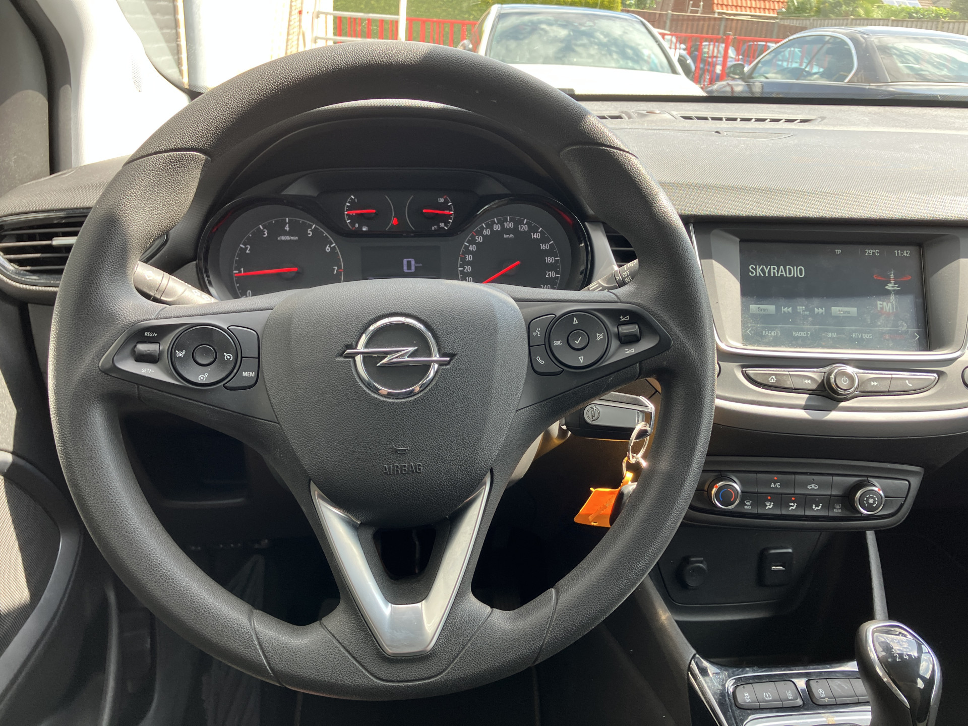 Opel Crossland X 1.2 Turbo 110 pk Online Edition | dealer onderhouden | apple carplay | cruise control | bluetooth | airco | NL auto