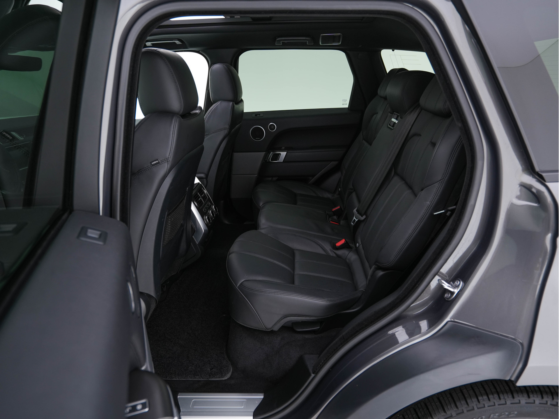 Land Rover Range Rover Sport 3.0 TDV6 HSE Dynamic AWD *PANO | LEATHER | DIGI-COCKPIT | MERIDIAN-AUDIO | BI-XENON | NAVI-FULLMAP | BREMBO-BRAKES | KEYLESS | CAMERA | ECC | PDC | CRUISE | SPORT-SEATS | 22"ALU*