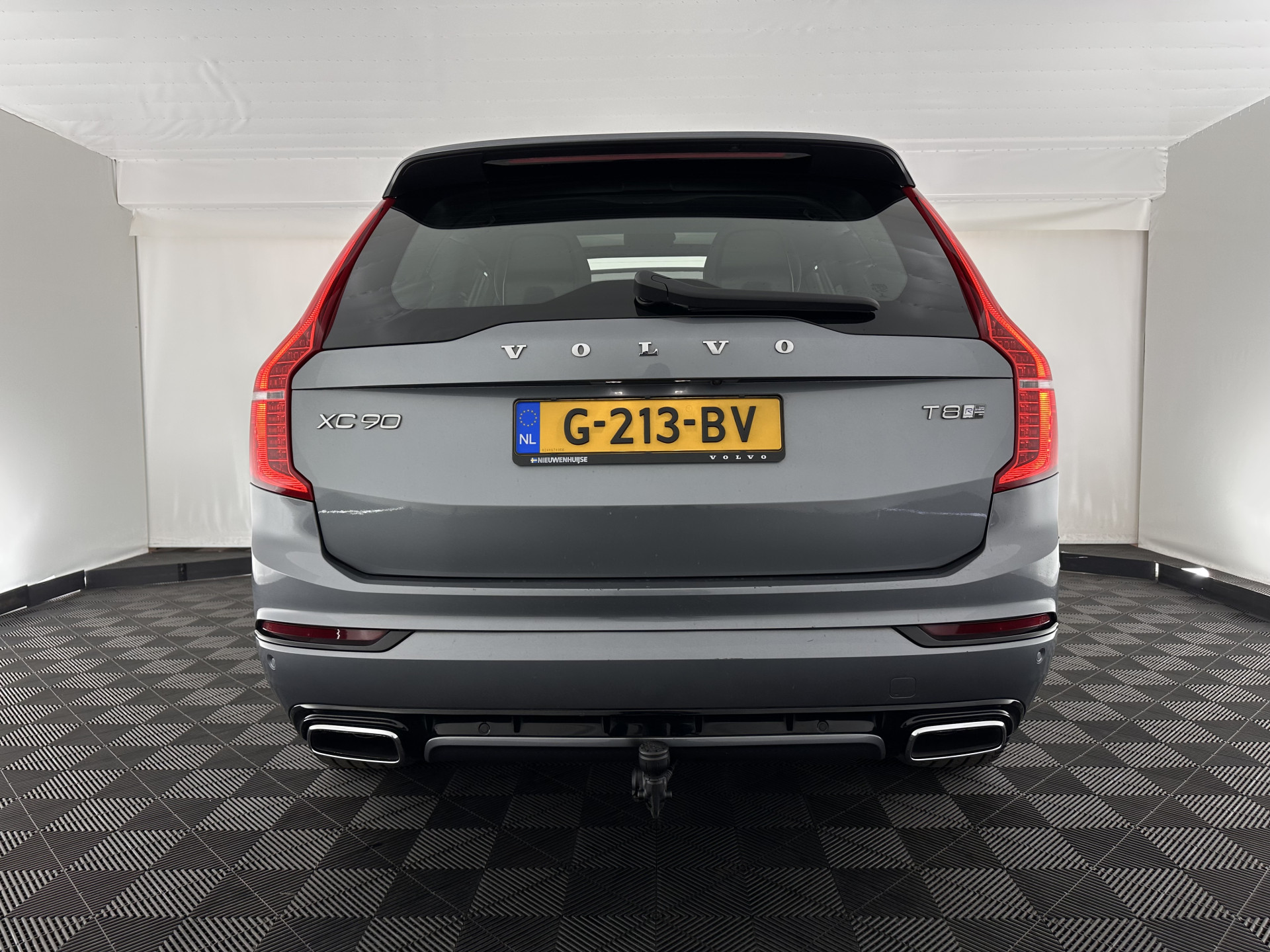 Volvo XC90 2.0 T8 R-Design Twin Engine AWD [ 7-Pers. ] (Plug-In) Aut. *PANO | LEATHER-ALCANTARA | FULL-LED | MEMORY-PACK | DIGI-COCKPIT | NAVI-FULLMAP | CARPLAY | ECC | HEATED-SPORTSEATS | LANE-ASSIST | PDC | HEAD-UP | TOWBAR | 20"ALU*
