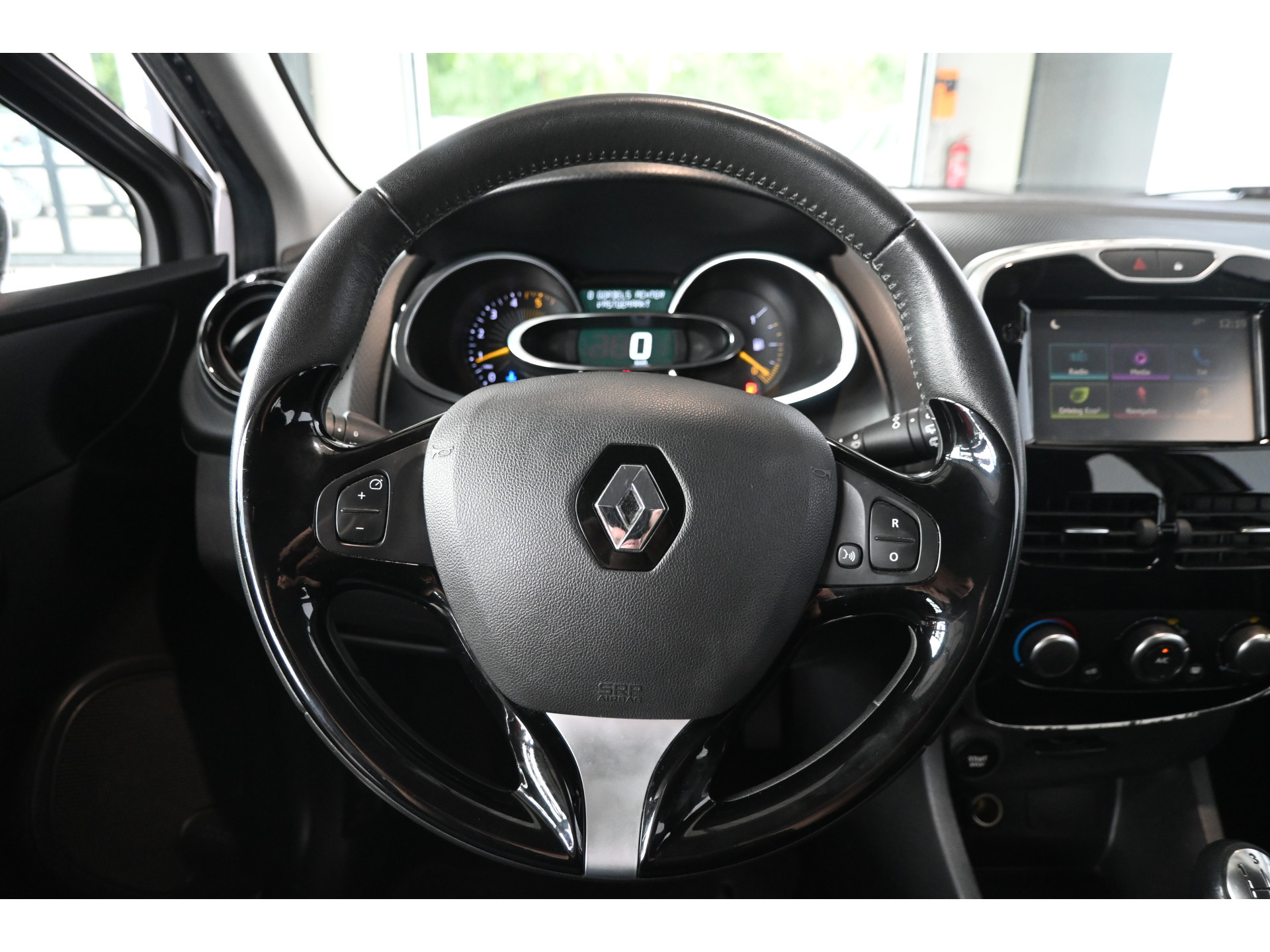 Renault Clio Estate 1.5 dCi ECO Dynamique Airco Navigatie Cruise control Lichtmetaal PDC Inruil Mogelijk!