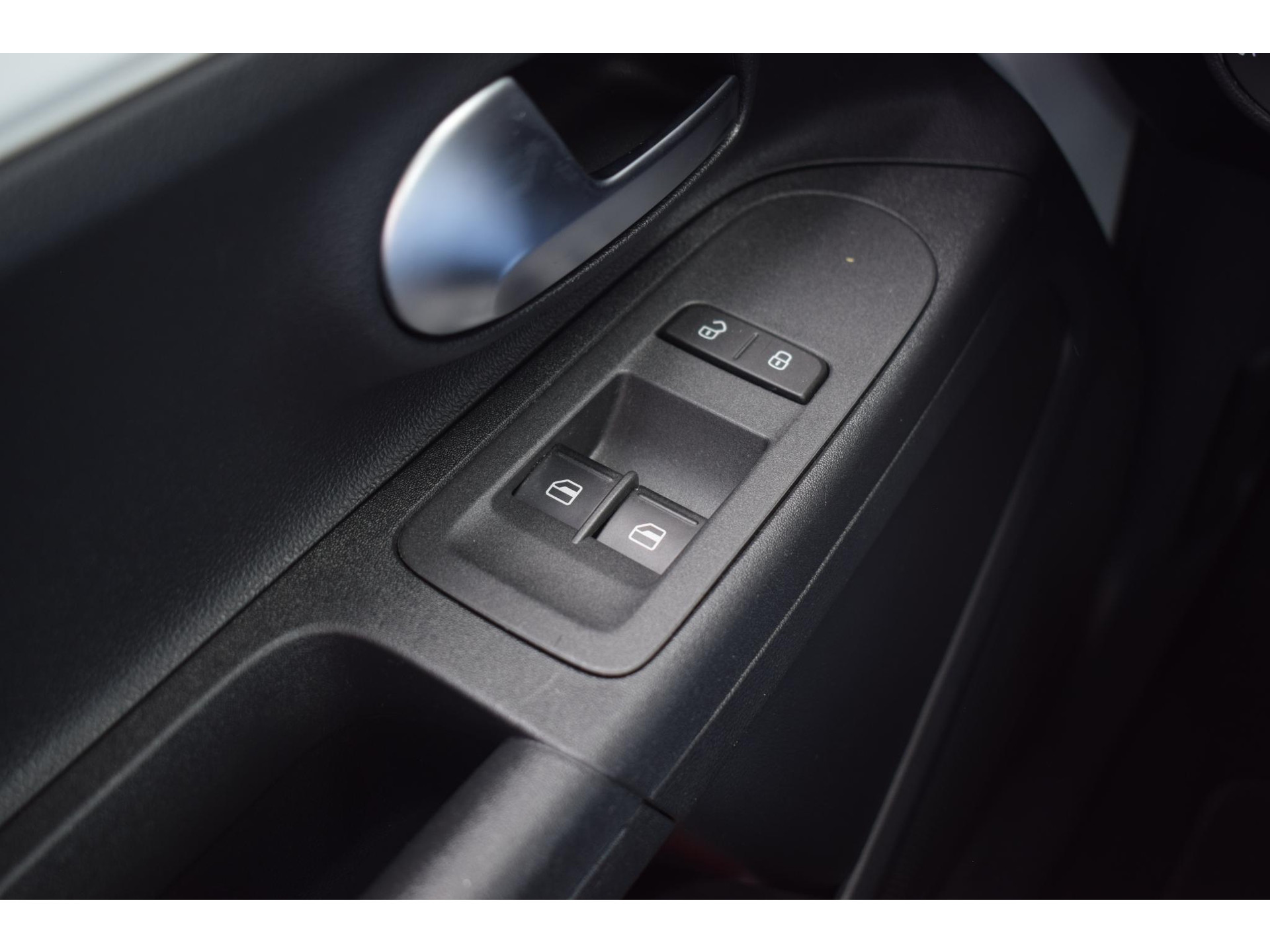 Volkswagen Up! 1.0 | 5 Deurs | Airco | DAB