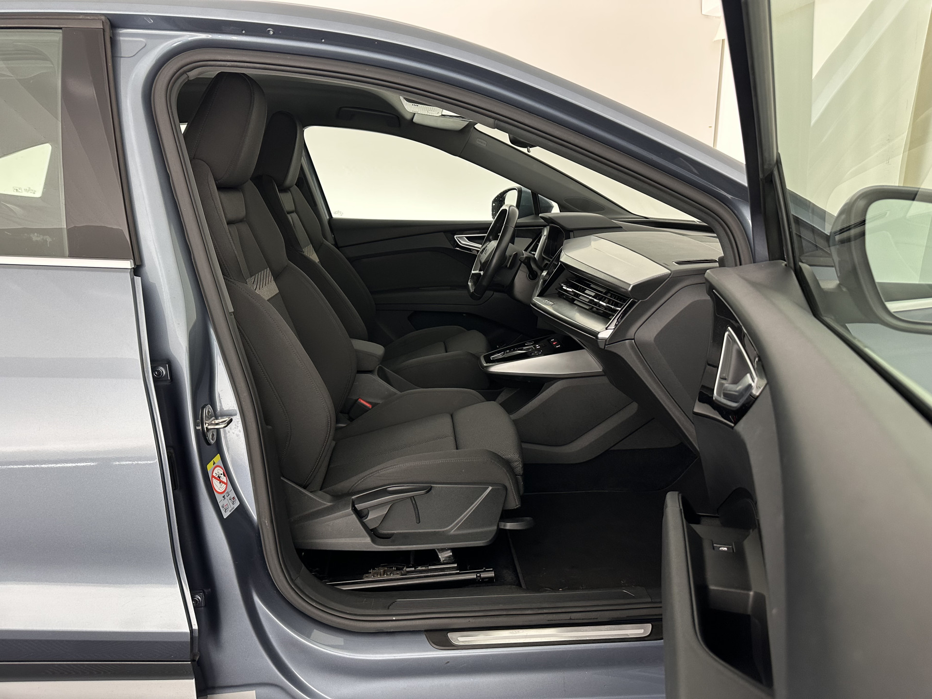 Audi Q4 Sportback e-tron 35 Advanced Edition 55 kWh {SOH-88%} (INCL-BTW) Aut.*NAVI-FULLMAP | MATRIX-LED | KEYLESS | CAMERA | AUDI-SOUND |  DIGI-COCKPIT | DAB | AMBIENTLIGHT | HEATED-SPORTSEATS | PRIVACYGLASS | CRUISE | 19''ALU*